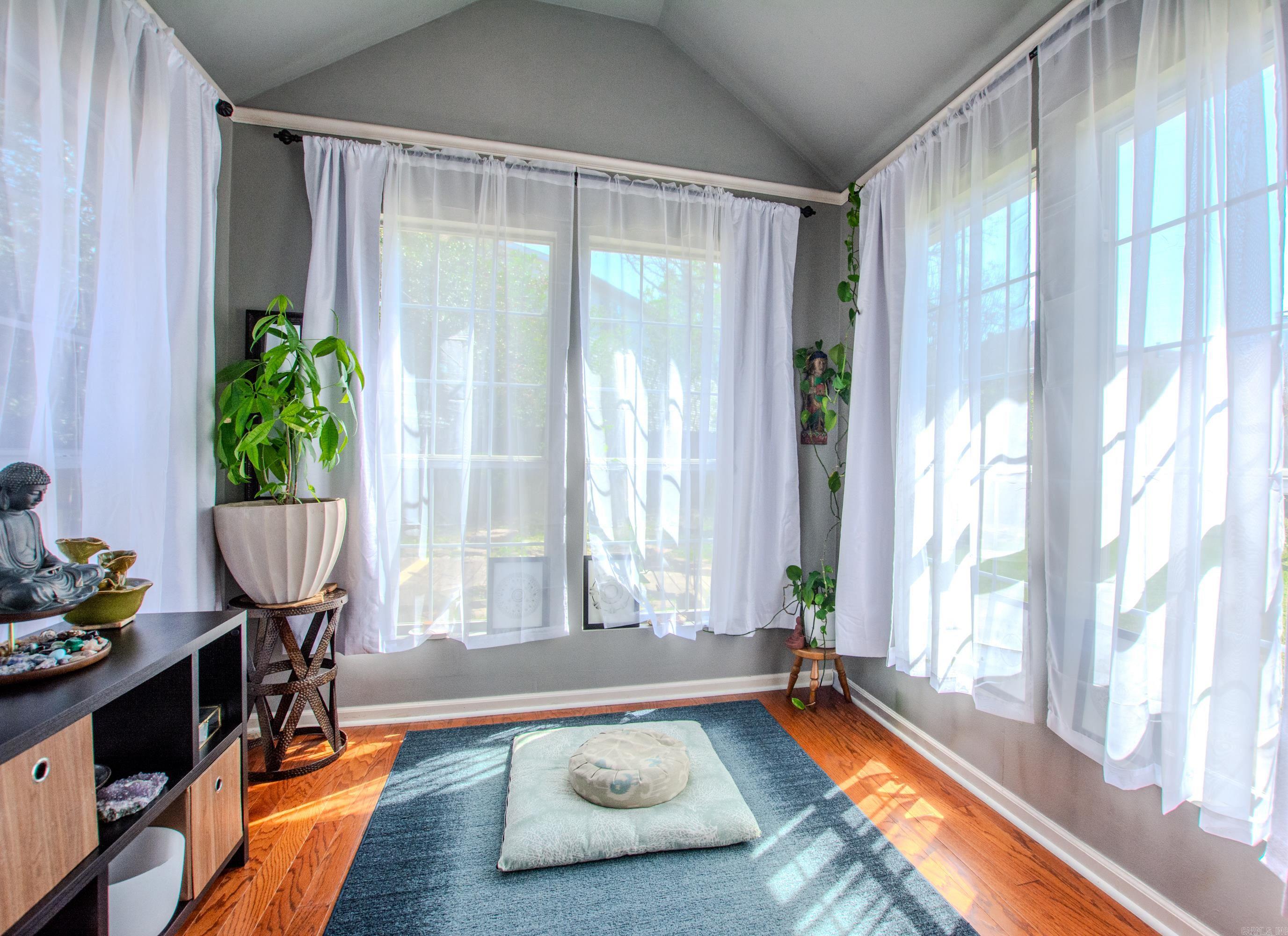 4401 Montgomery  Little Rock, AR