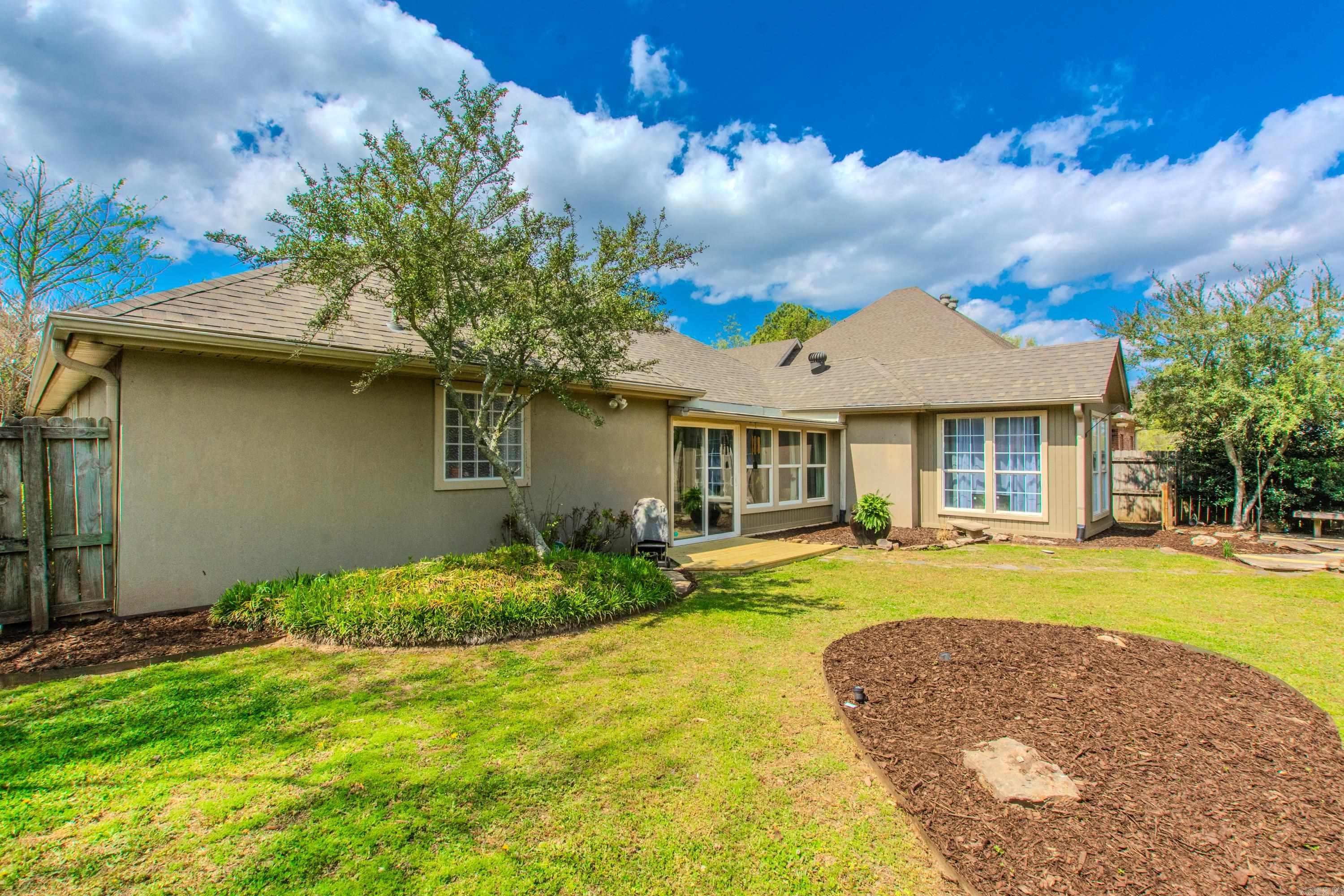 4401 Montgomery  Little Rock, AR