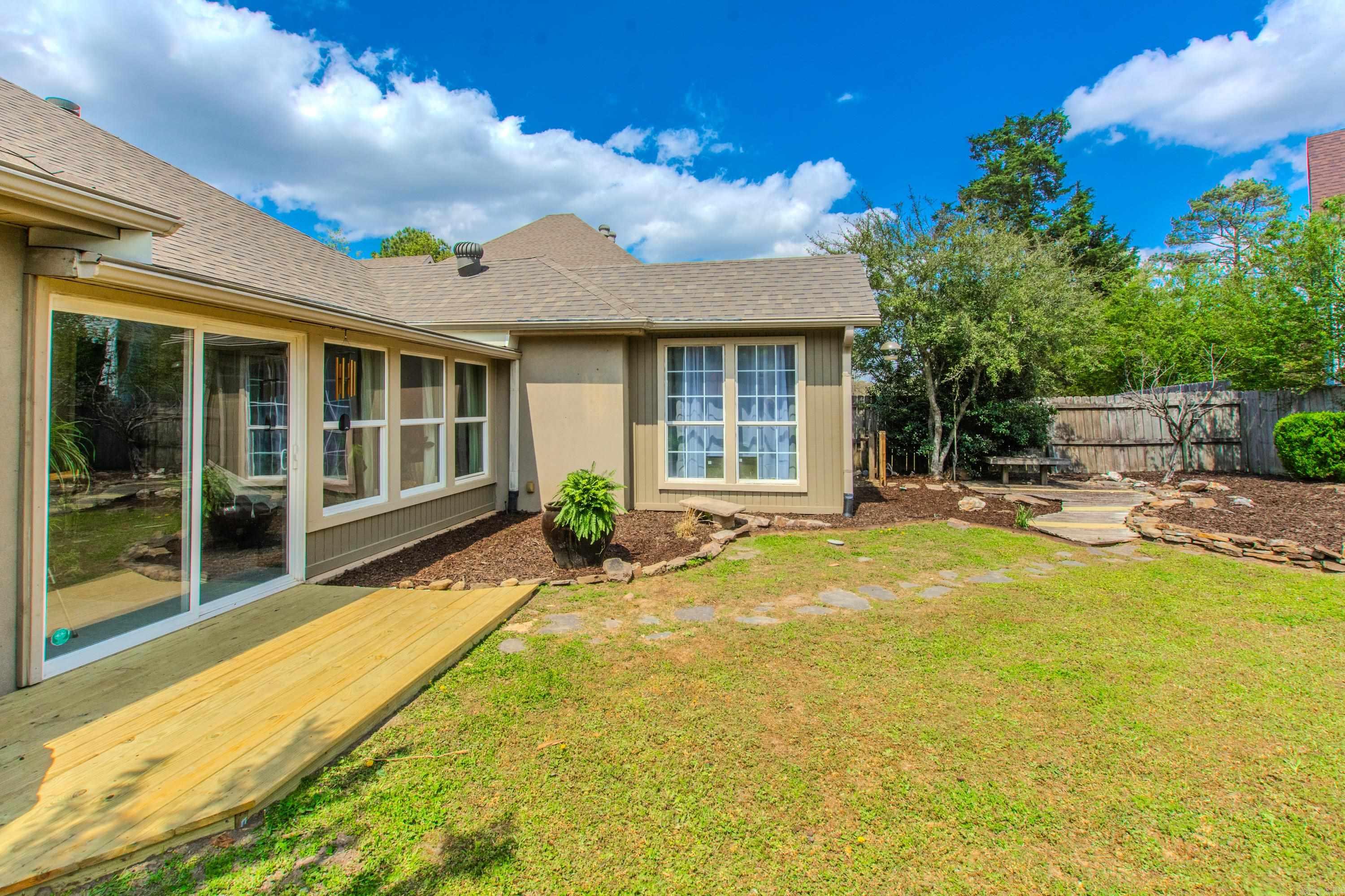 4401 Montgomery  Little Rock, AR