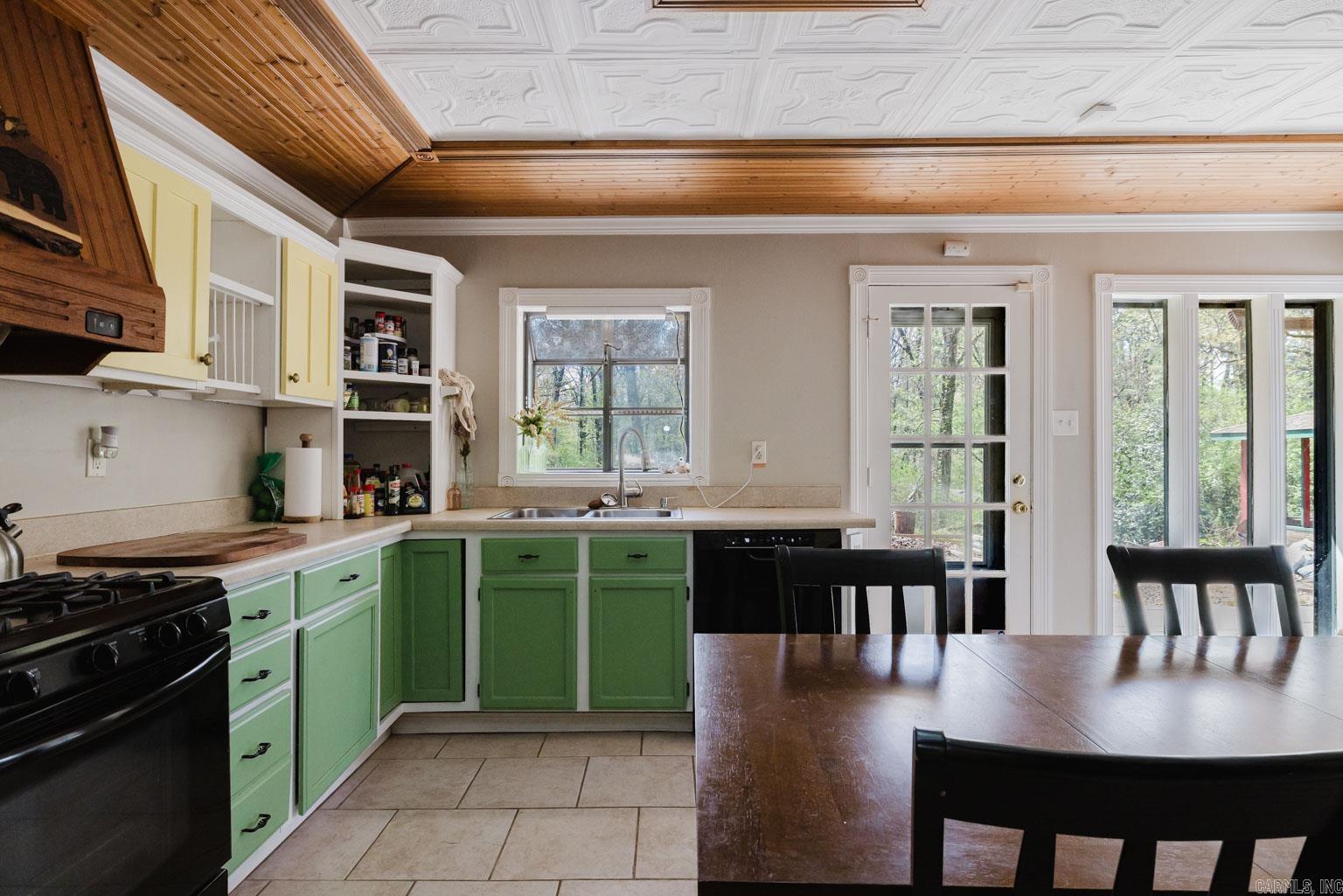 9 E Mellwood Rd  Little Rock, AR