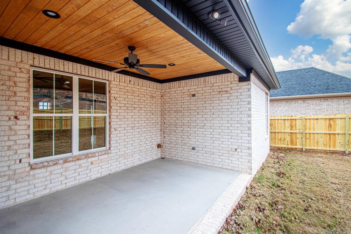 557 Valley Oak  Sherwood, AR