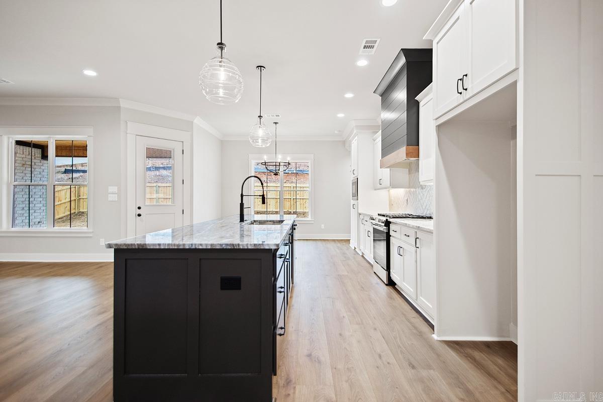 557 Valley Oak  Sherwood, AR