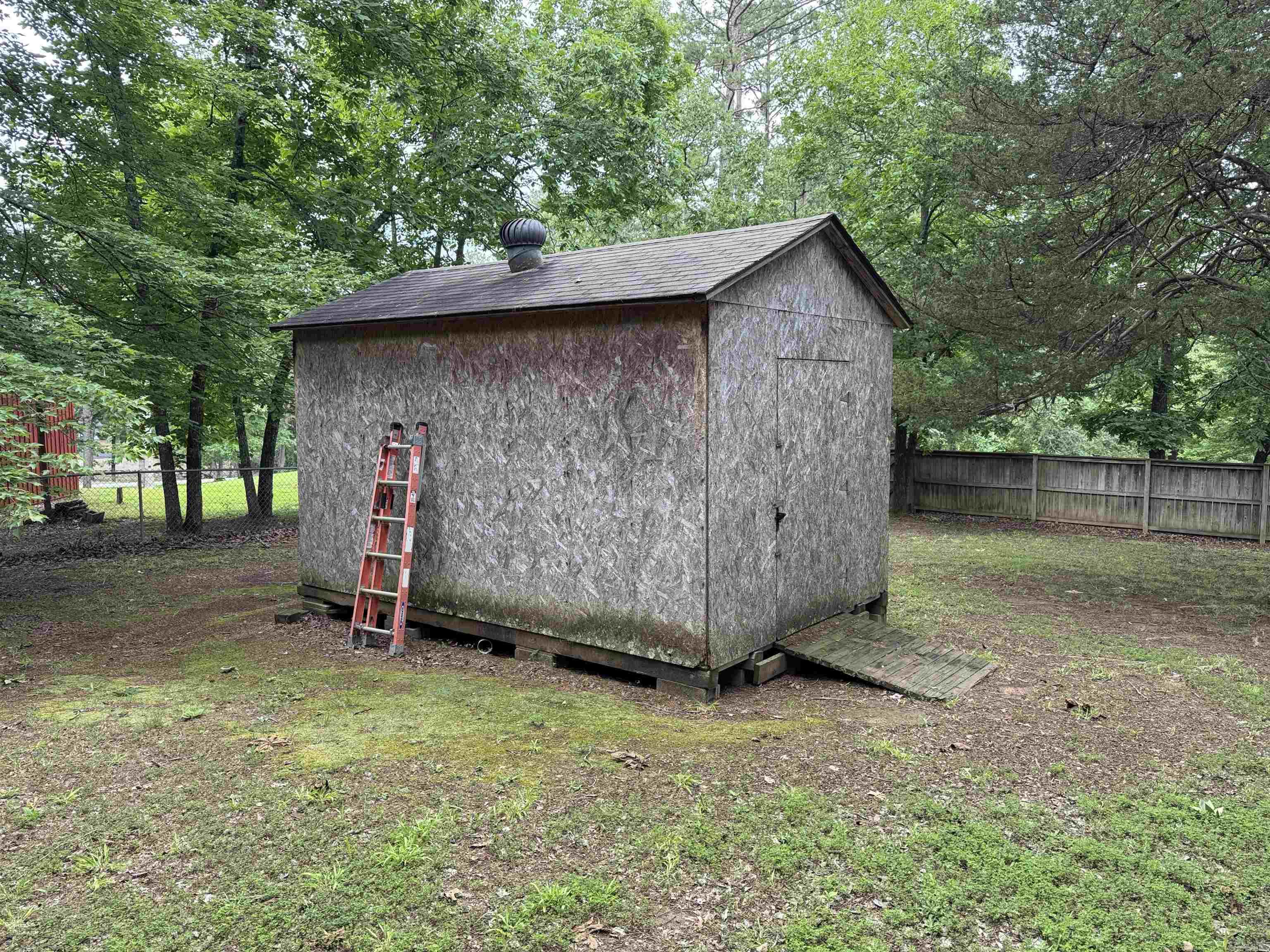 41 Dogwood  Higden, AR