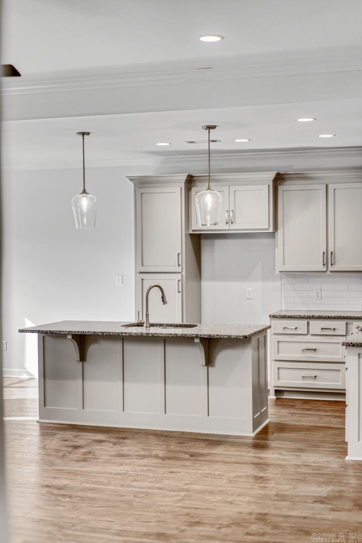 21 Lewis  Greenbrier, AR