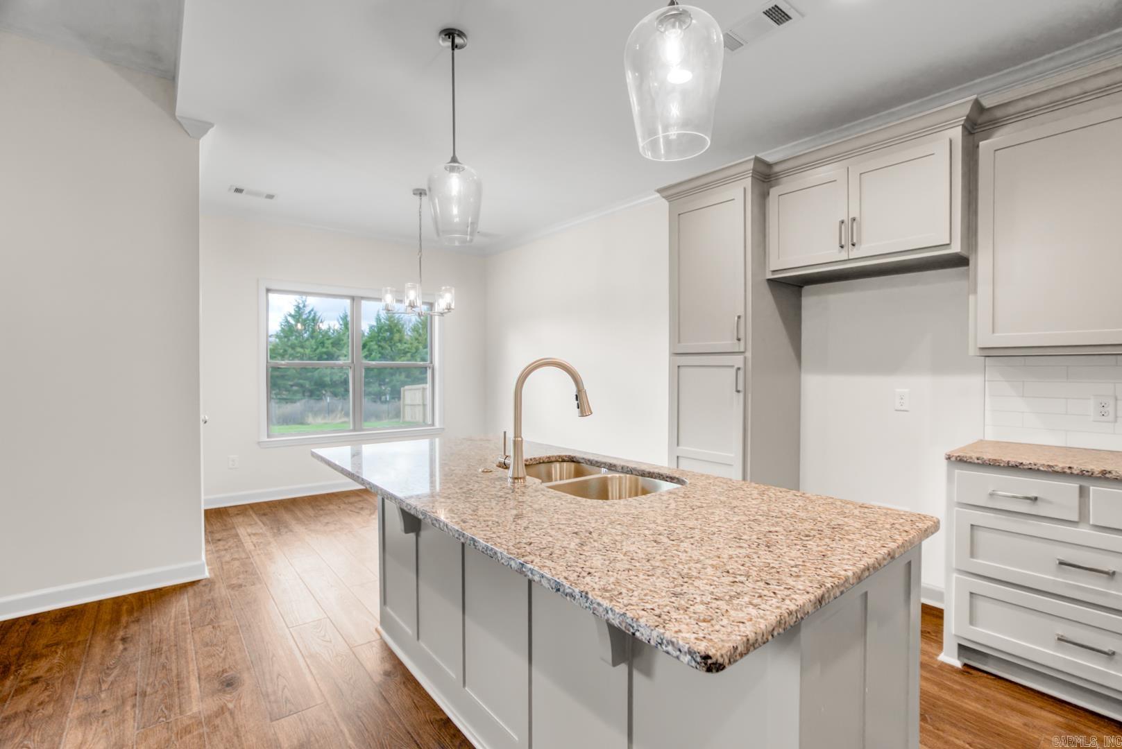 21 Lewis  Greenbrier, AR