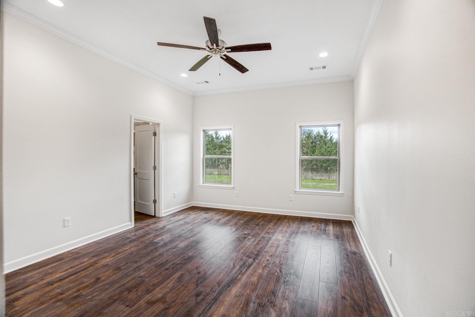 21 Lewis  Greenbrier, AR