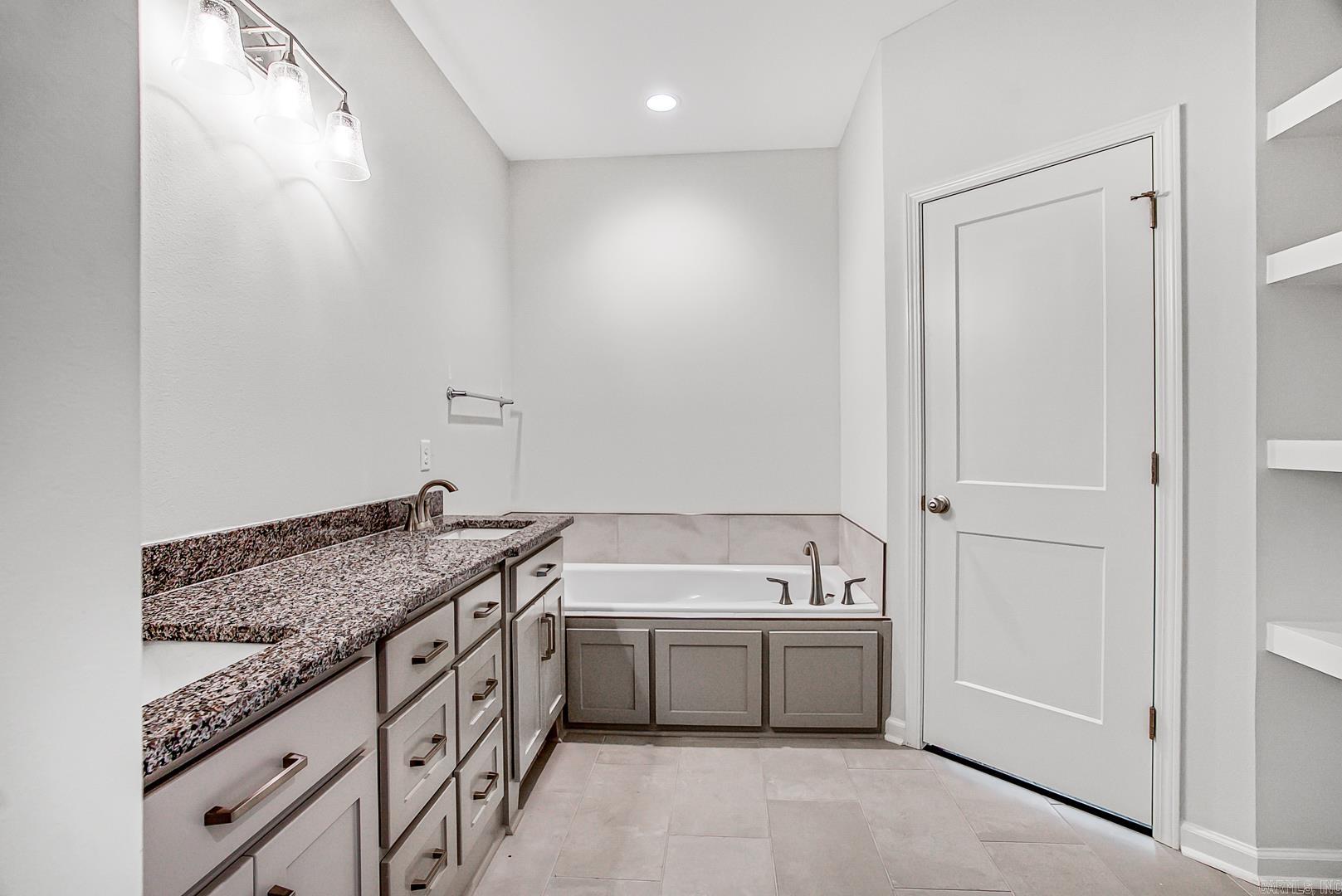 21 Lewis  Greenbrier, AR