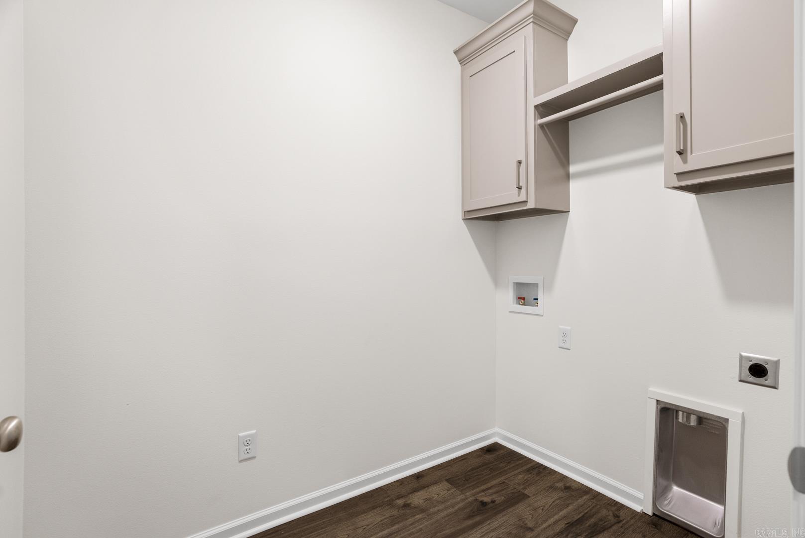 21 Lewis  Greenbrier, AR