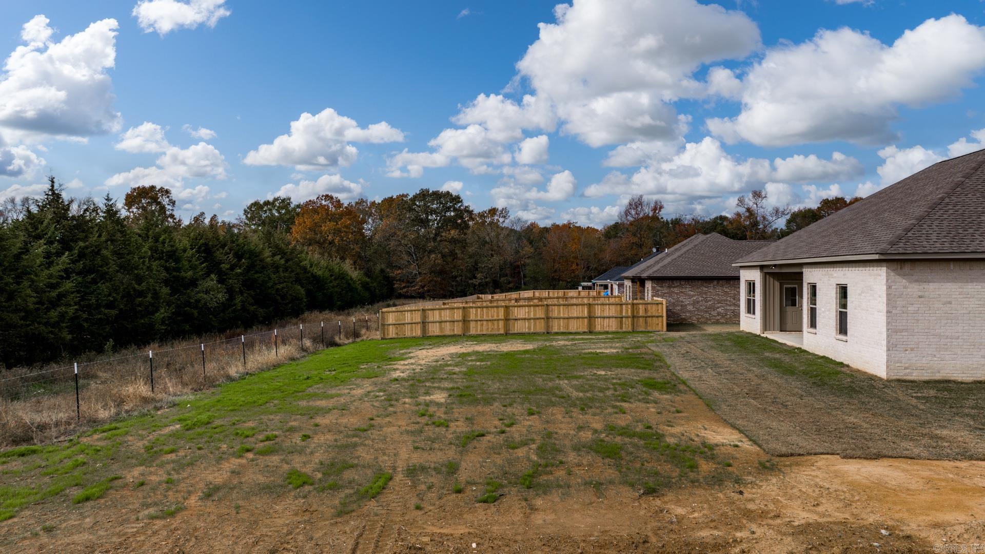 21 Lewis  Greenbrier, AR