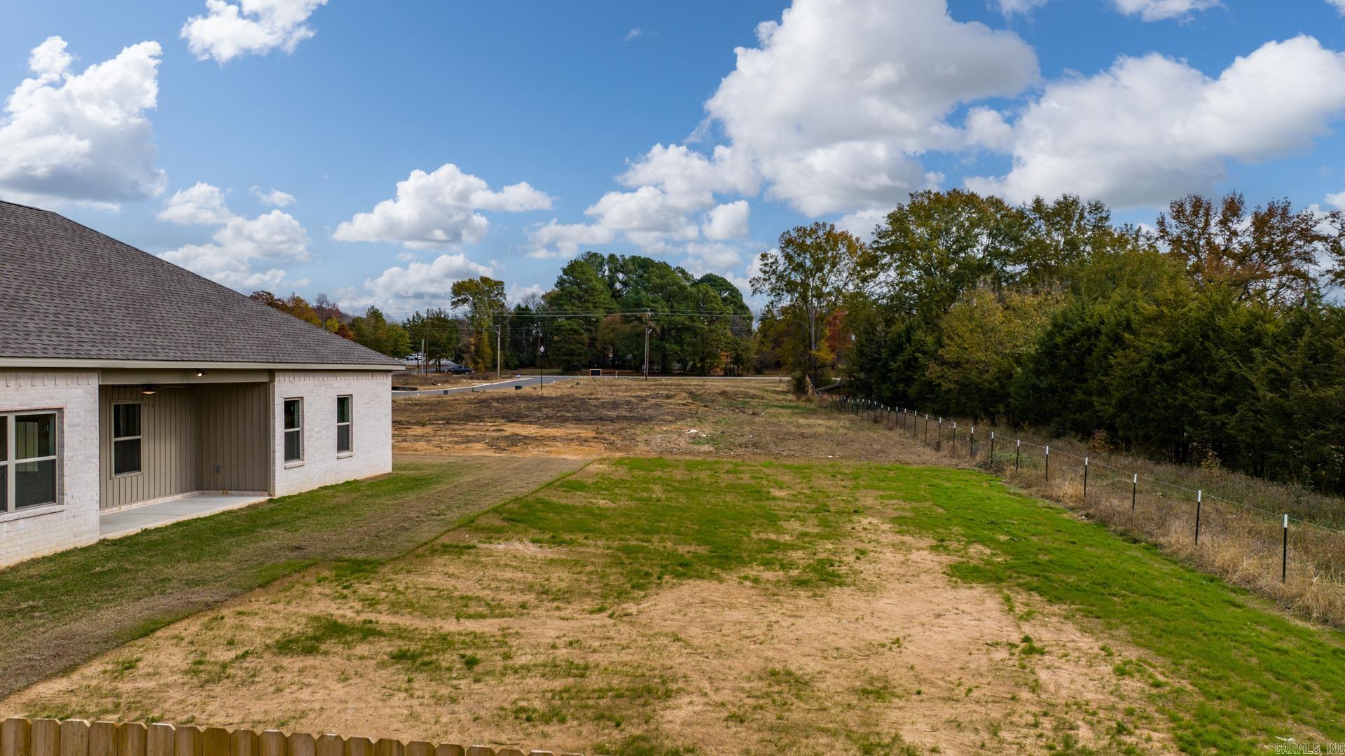 21 Lewis  Greenbrier, AR