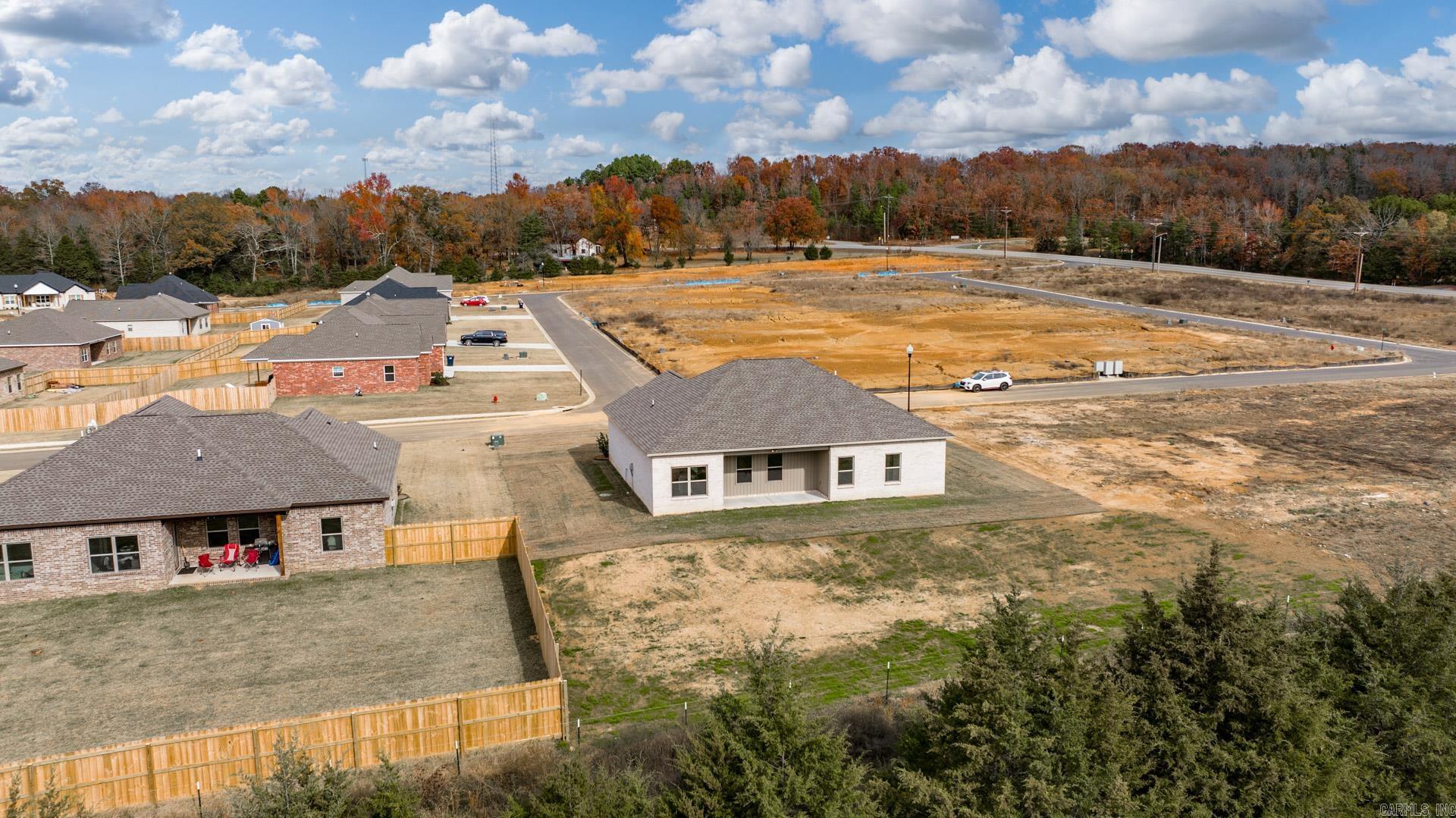 21 Lewis  Greenbrier, AR