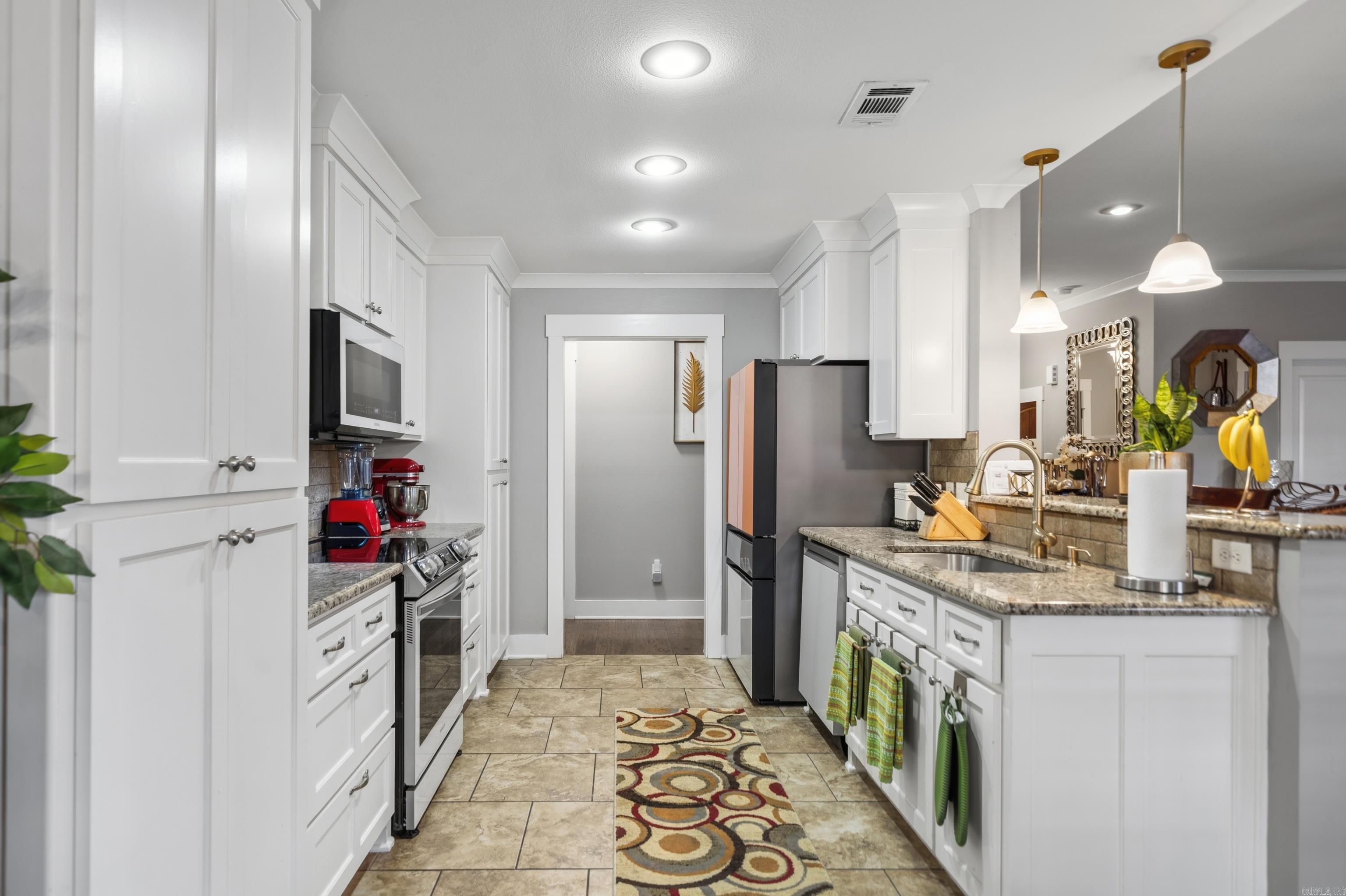 610 Surrey  Benton, AR