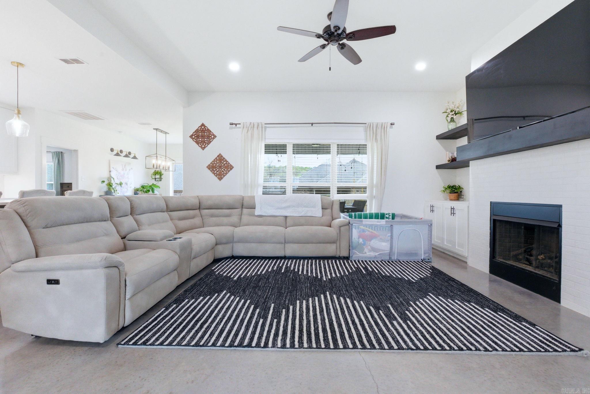 9509 Meadow Oak  Sherwood, AR