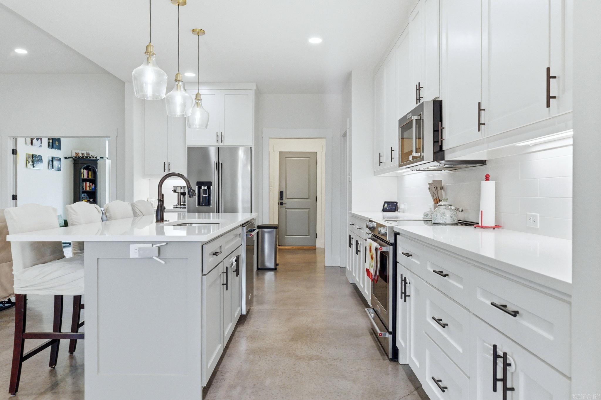 9509 Meadow Oak  Sherwood, AR