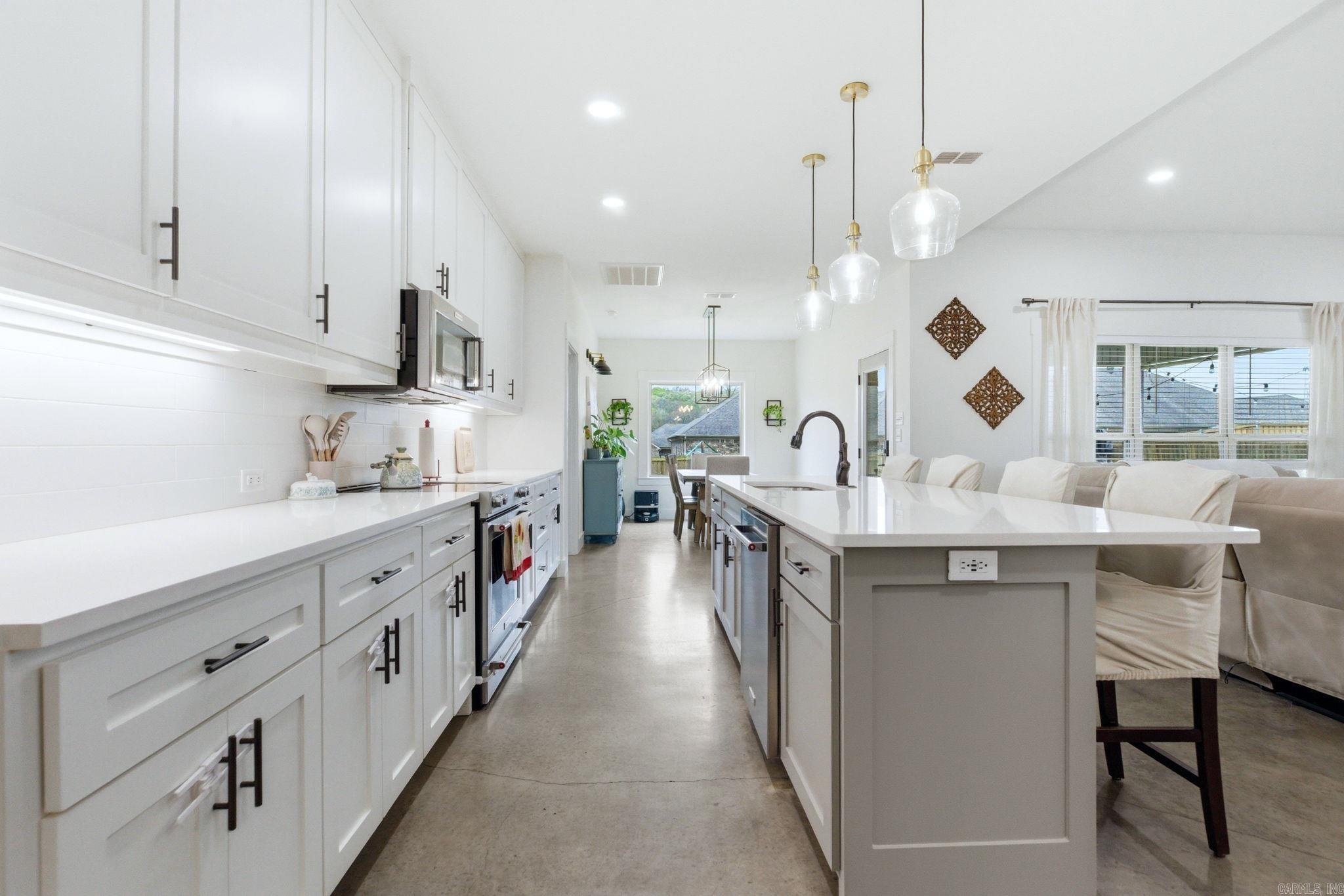 9509 Meadow Oak  Sherwood, AR