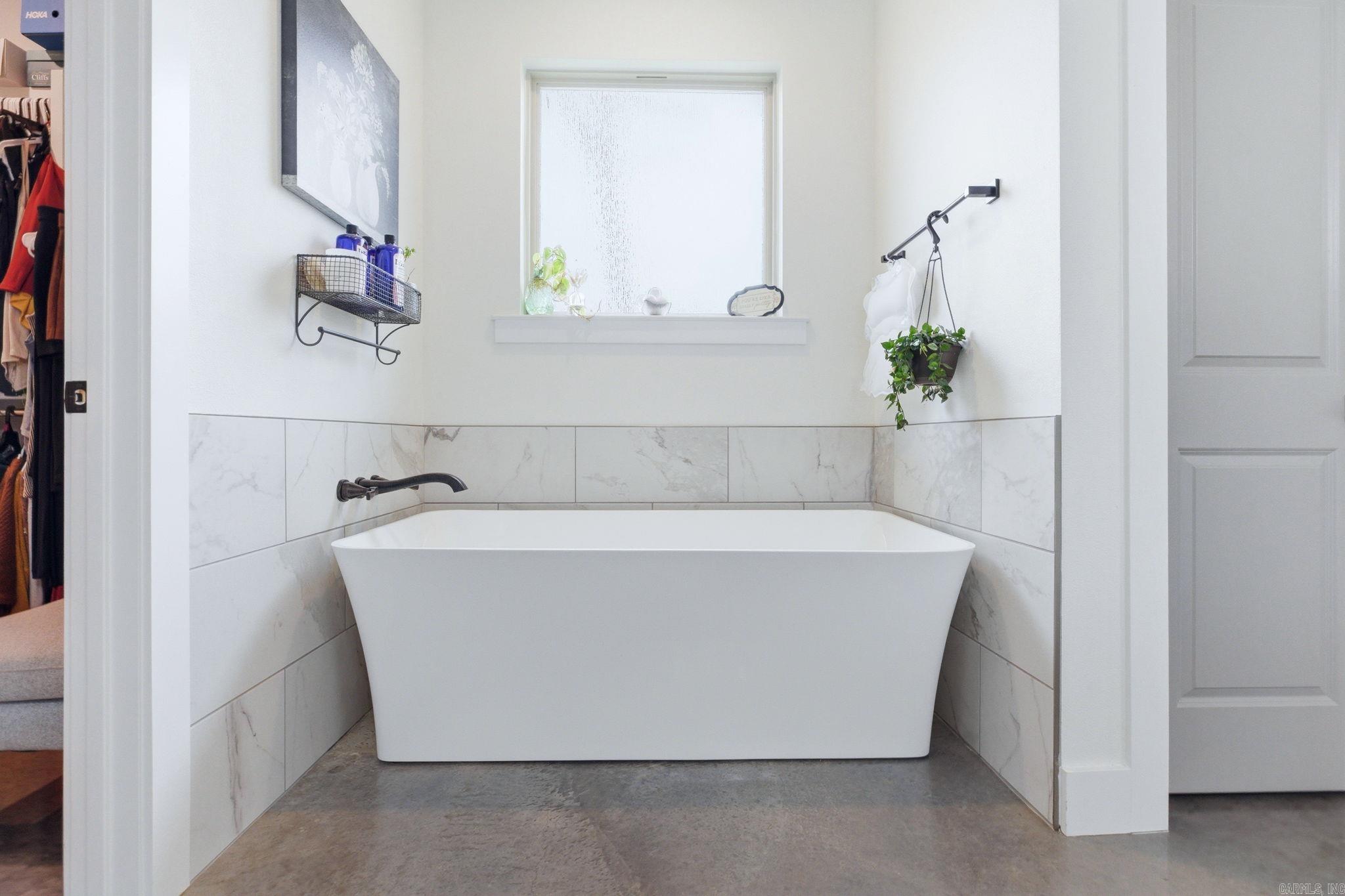 9509 Meadow Oak  Sherwood, AR