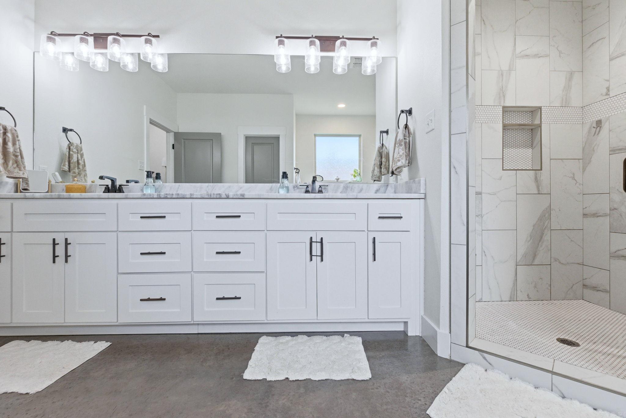 9509 Meadow Oak  Sherwood, AR