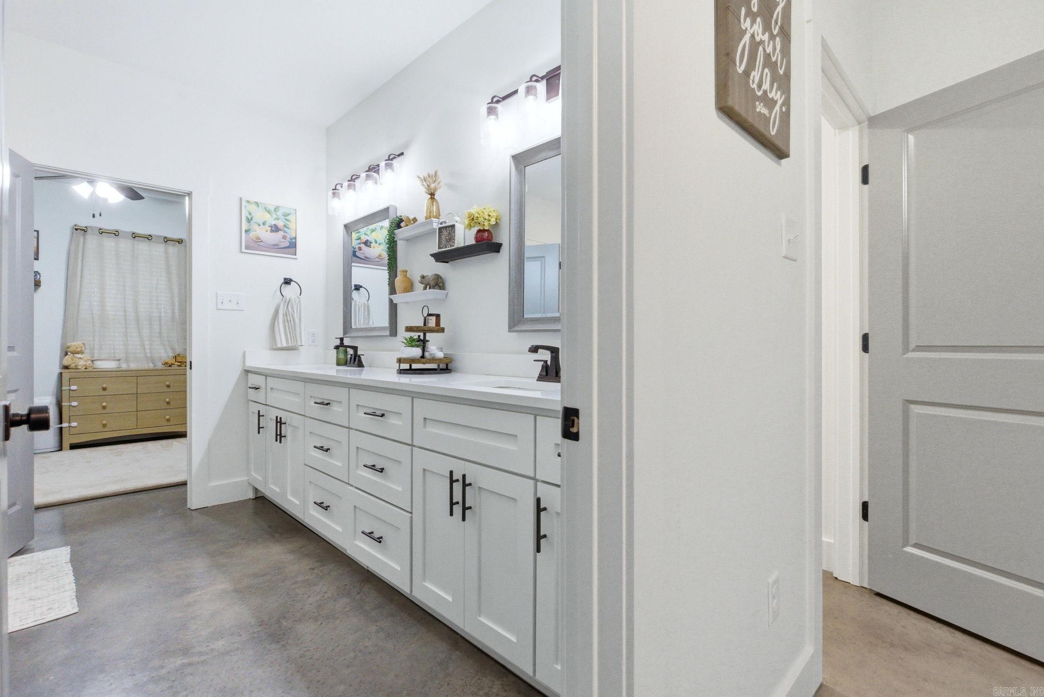 9509 Meadow Oak  Sherwood, AR