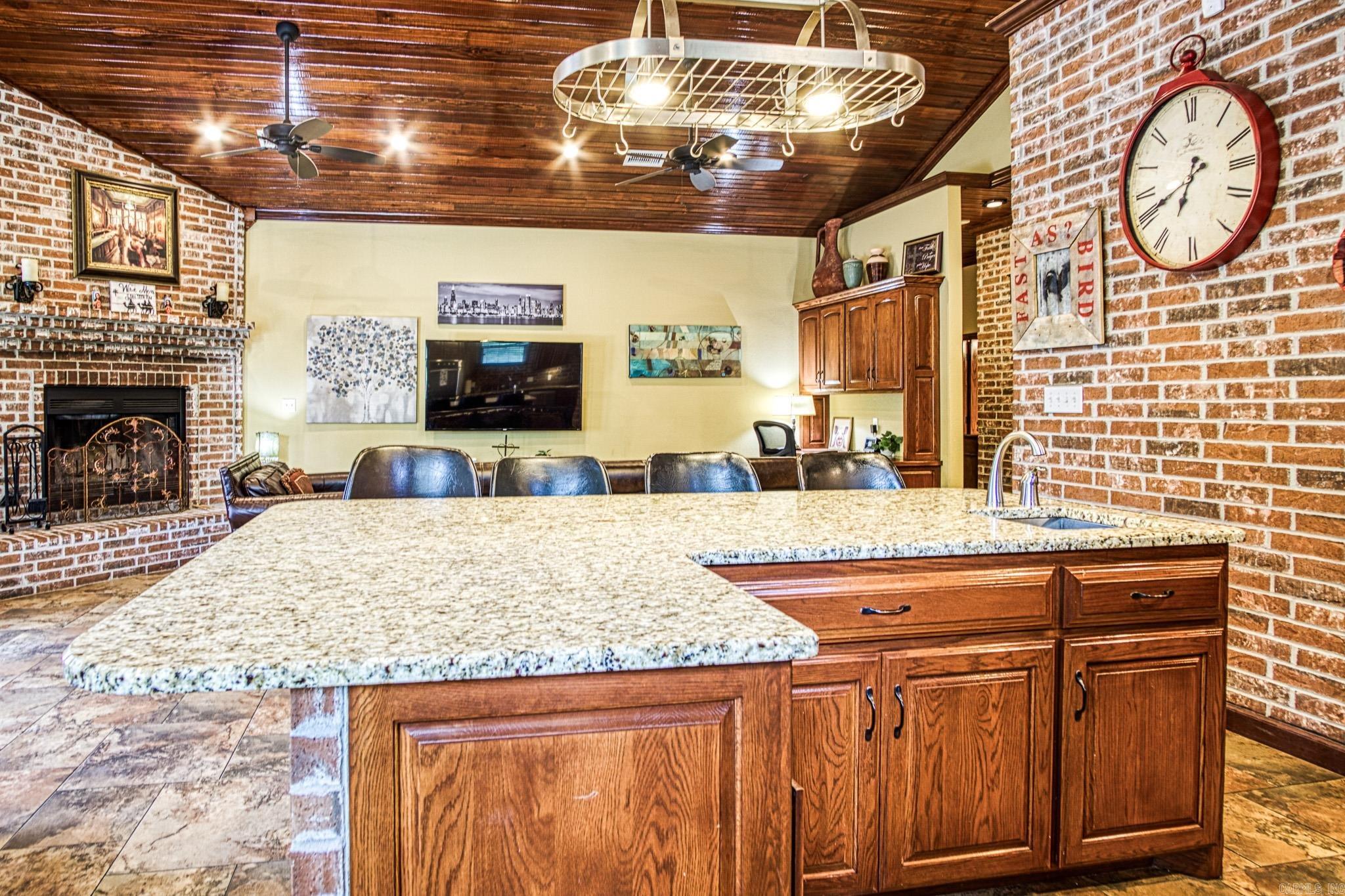 127 Brooke Moor  Hot Springs, AR