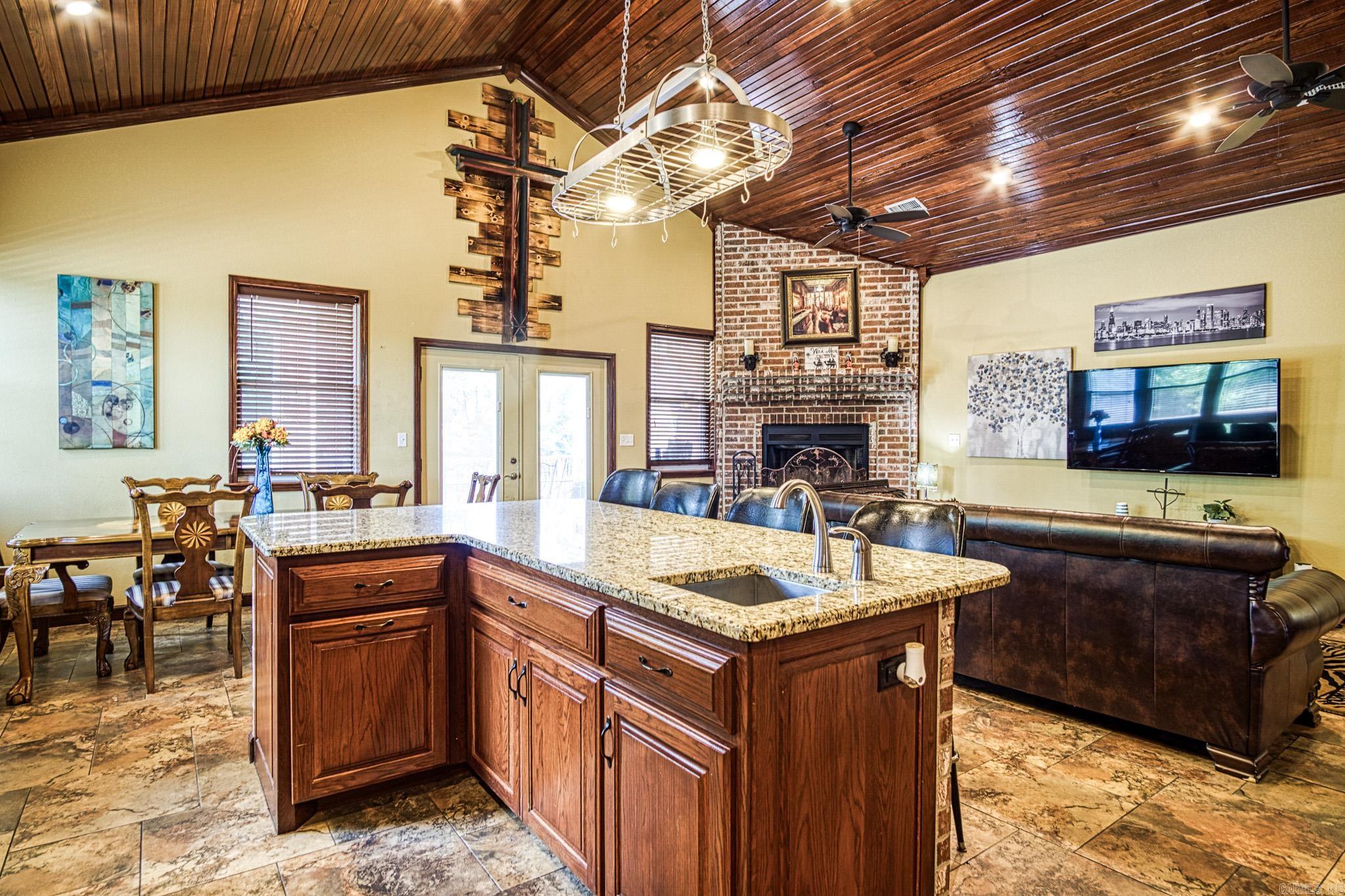 127 Brooke Moor  Hot Springs, AR