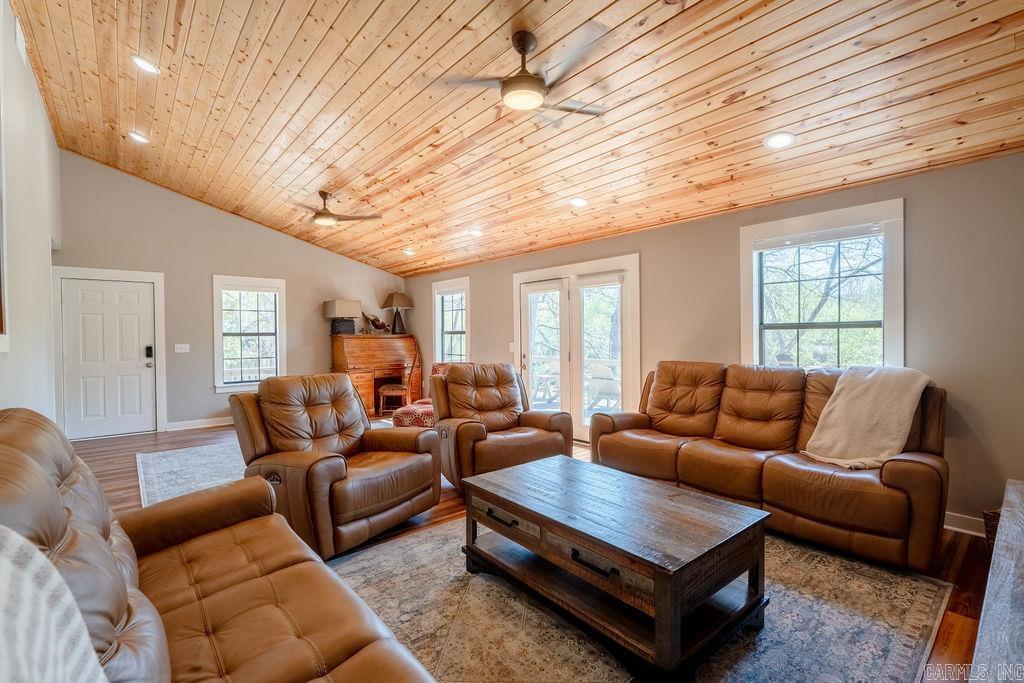 164 S Chinkapin Drive Pangburn, AR 72121