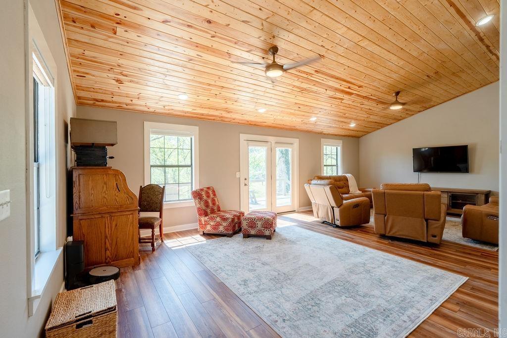 164 S Chinkapin Drive Pangburn, AR 72121