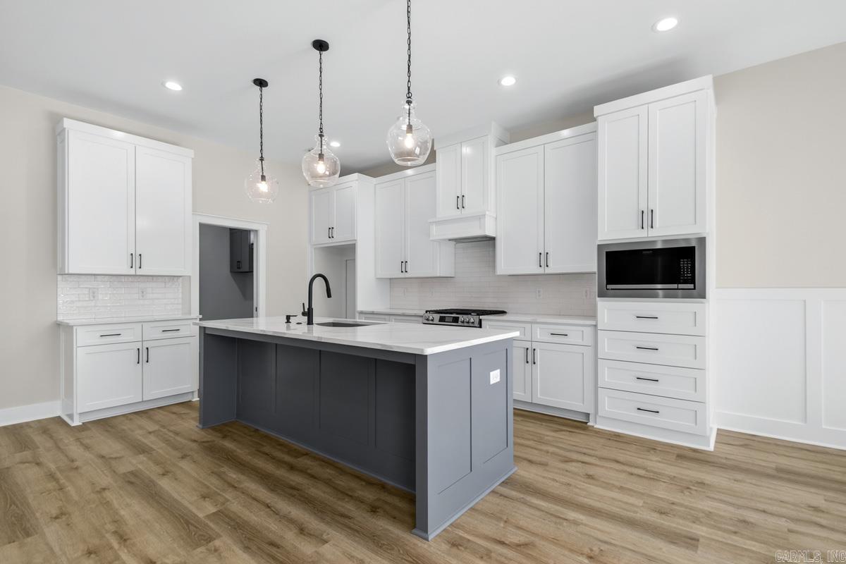 621 Valley Oak Drive  Sherwood, AR