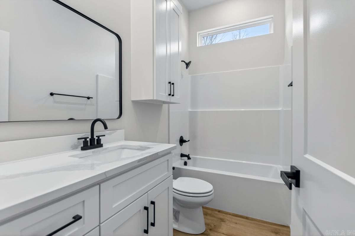 621 Valley Oak Drive  Sherwood, AR