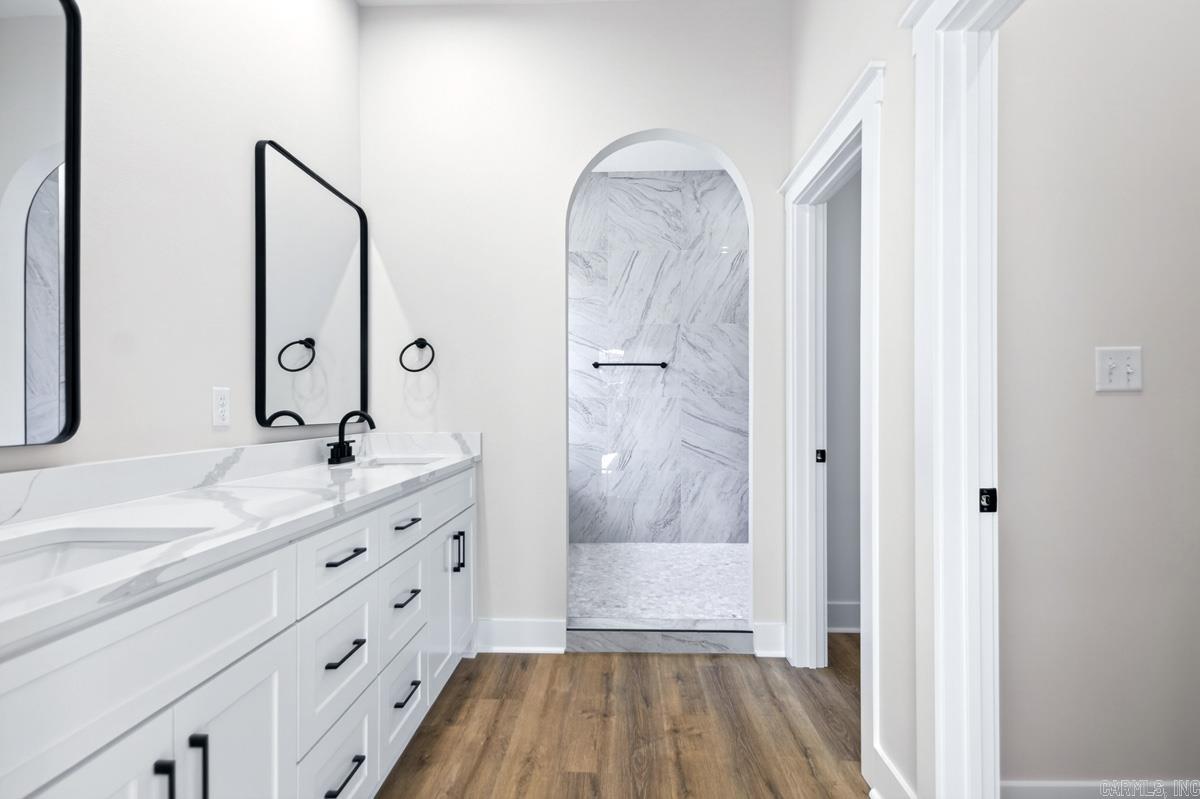 621 Valley Oak Drive  Sherwood, AR