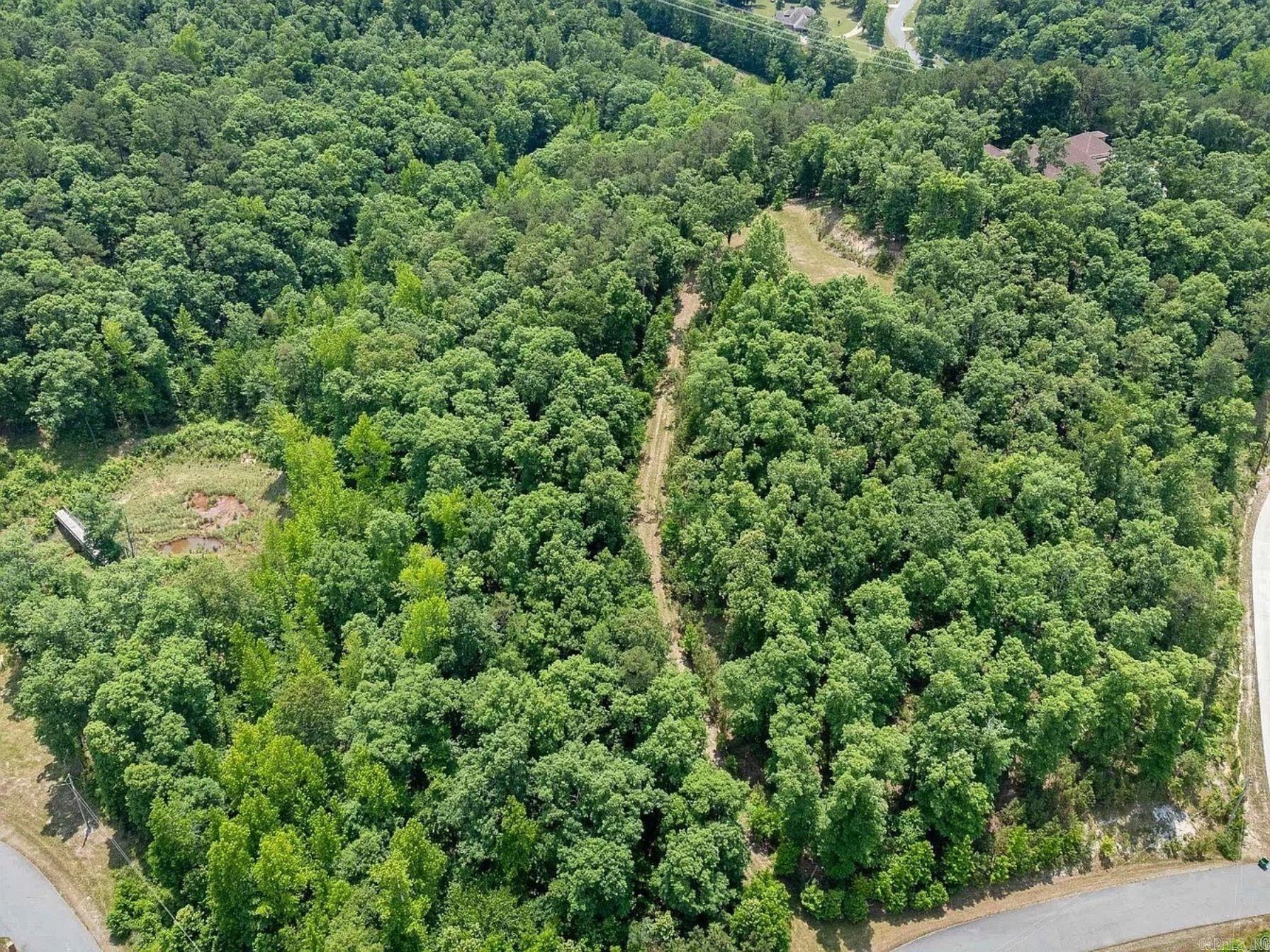 212 Broad Hawk  Paron, AR