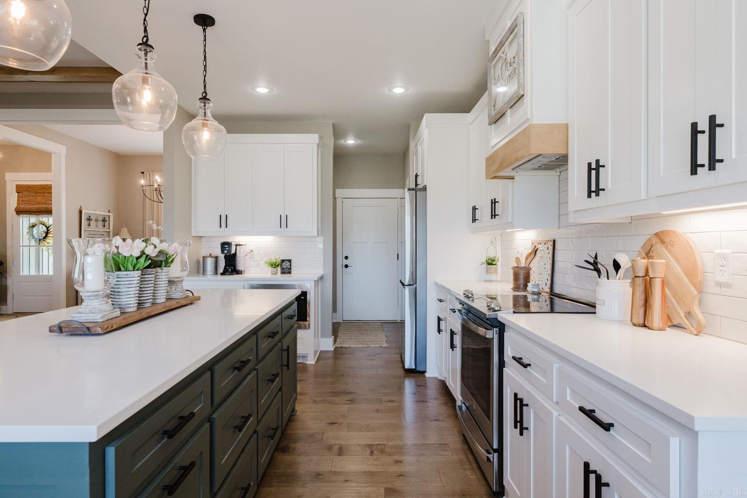 9250 Gunter Loop  Benton, AR