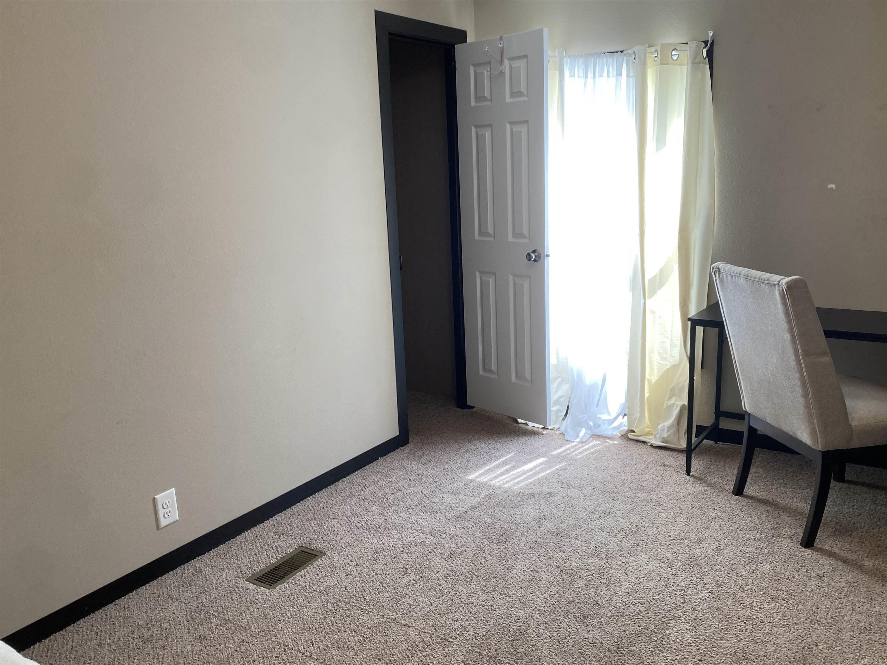 47 Hawkeye  Mount Ida, AR