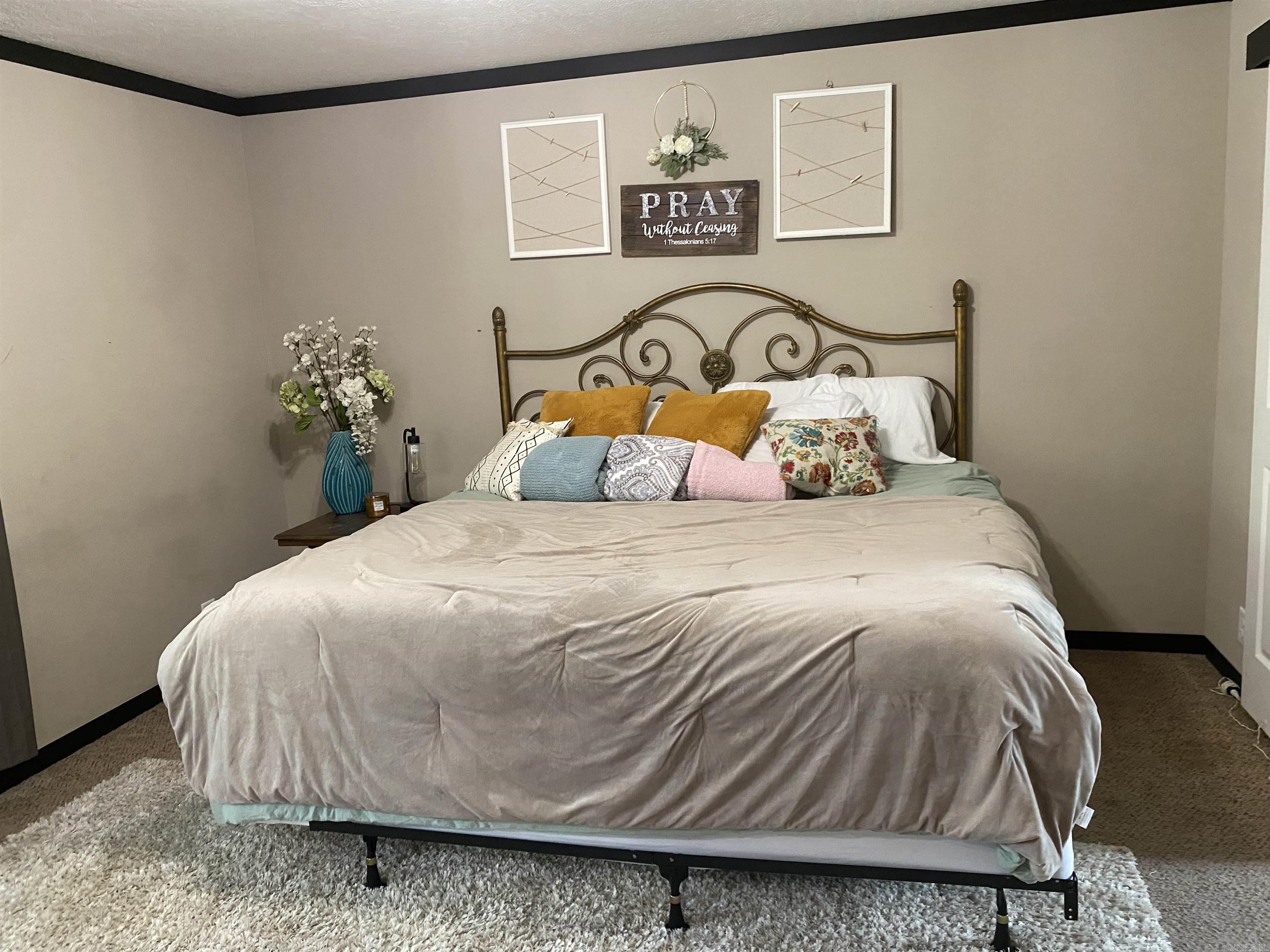 47 Hawkeye  Mount Ida, AR