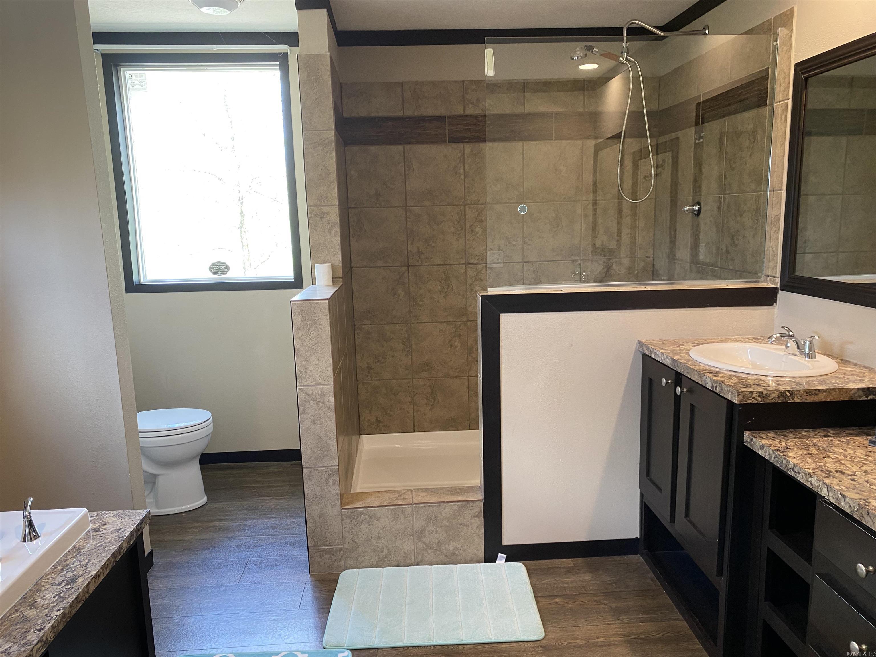 47 Hawkeye  Mount Ida, AR