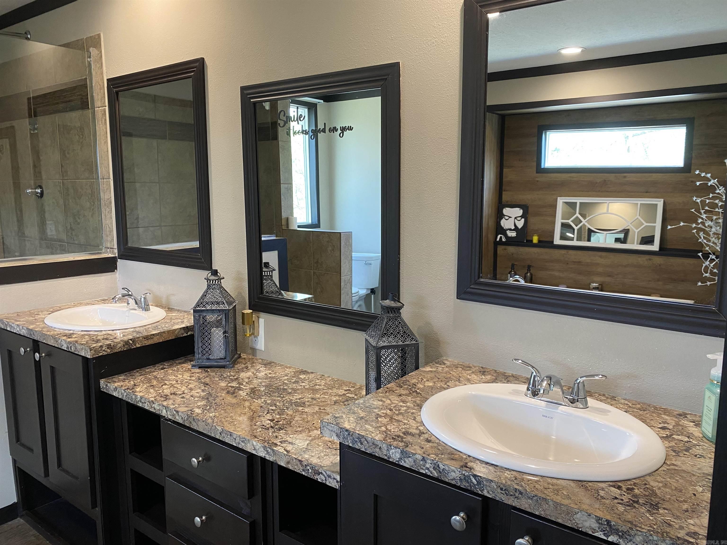 47 Hawkeye  Mount Ida, AR