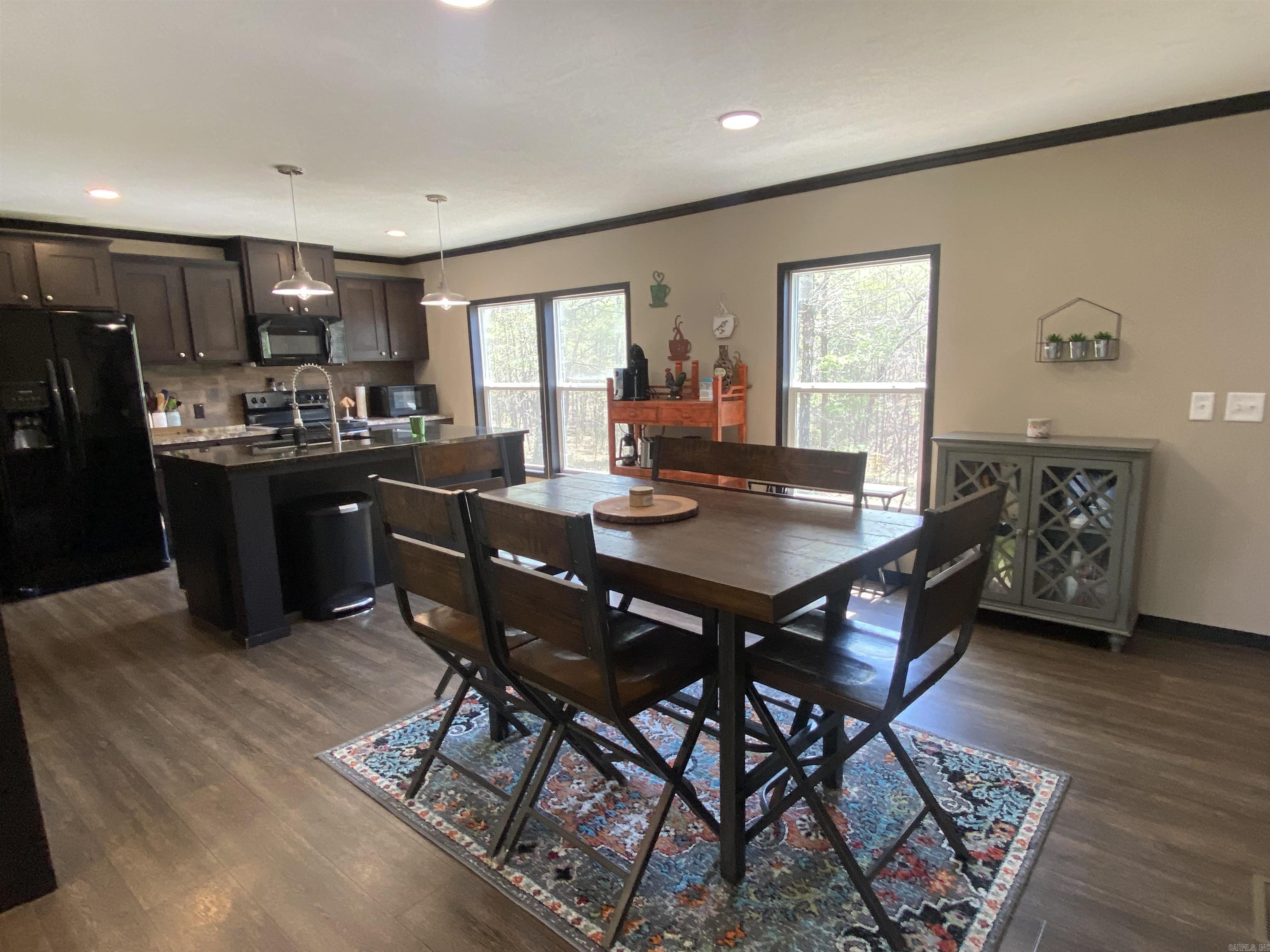 47 Hawkeye  Mount Ida, AR