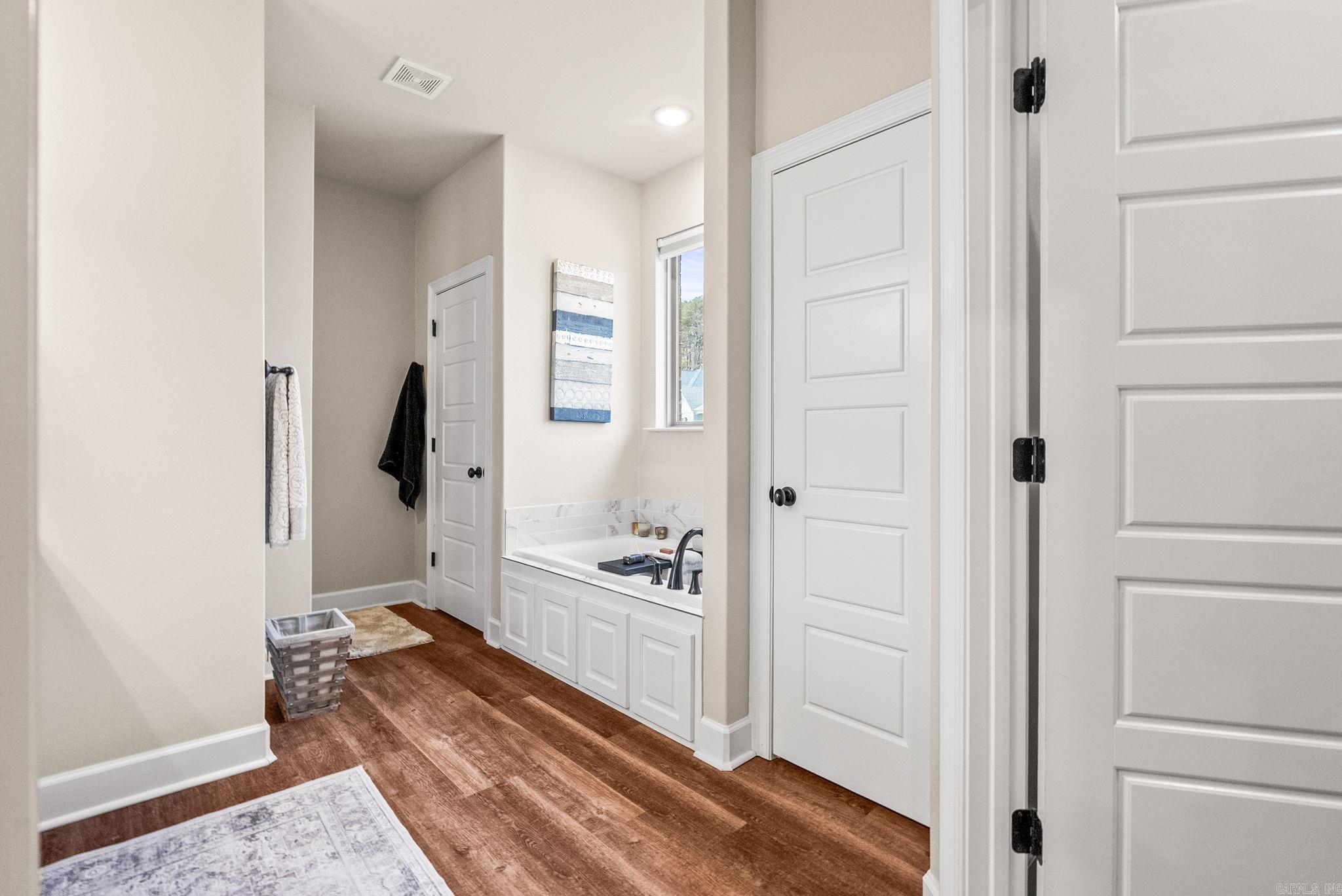 128 Caurel Cir  Little Rock, AR