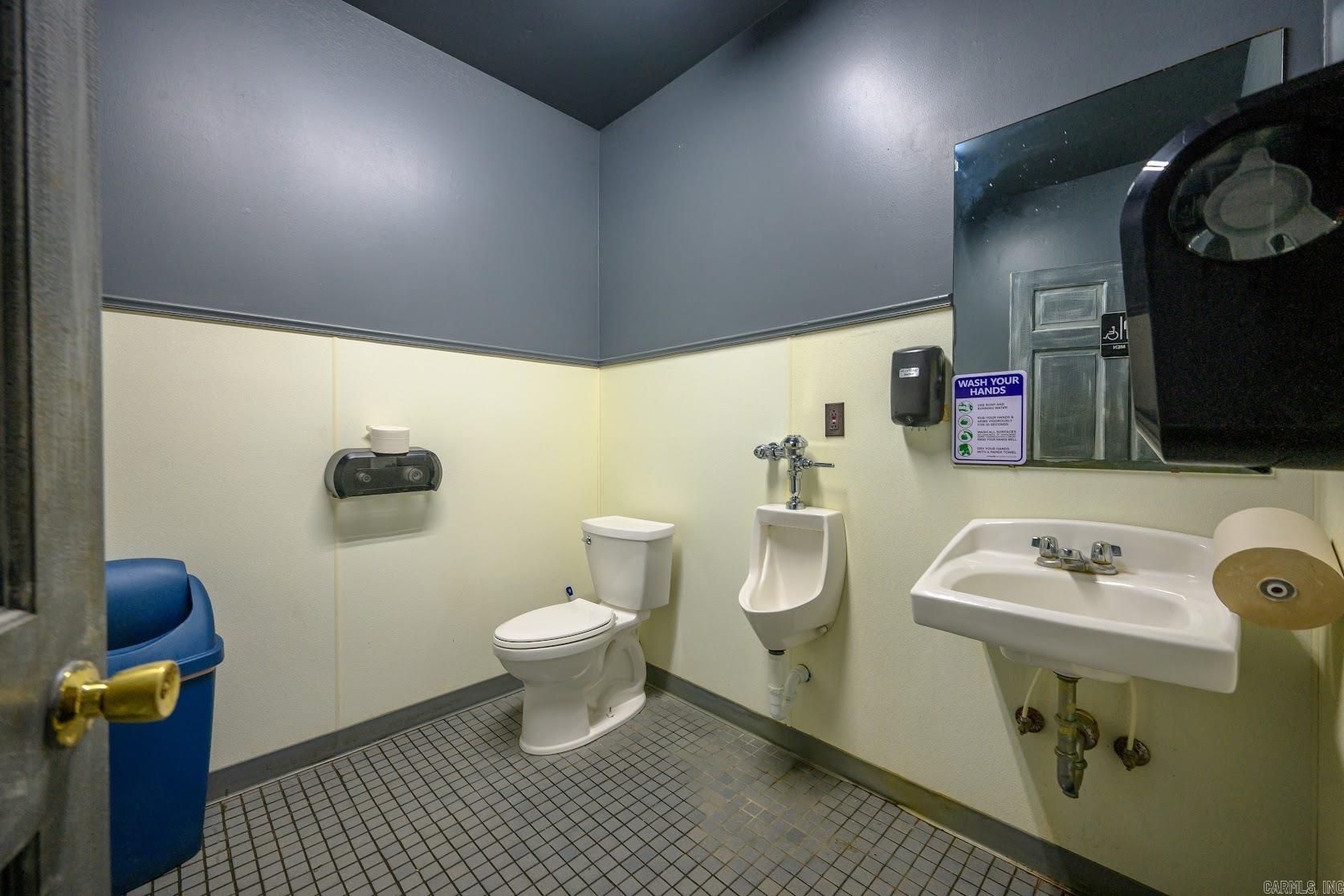 2121 Batesville Blvd  Batesville, AR