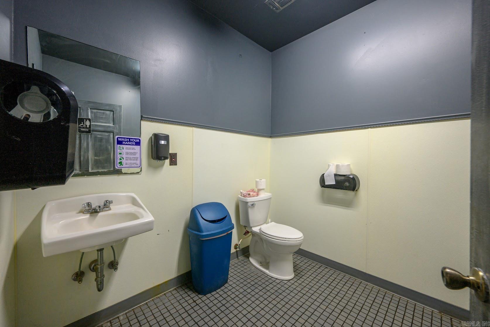 2121 Batesville Blvd  Batesville, AR