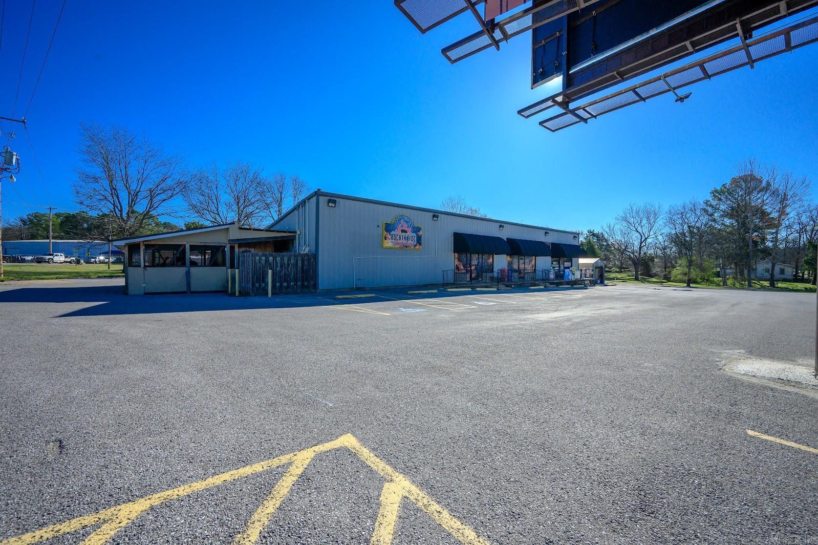 2121 Batesville Blvd  Batesville, AR