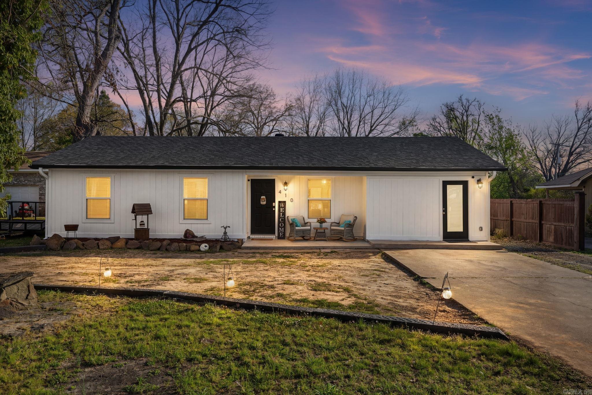 410 W Locust St  Cabot, AR