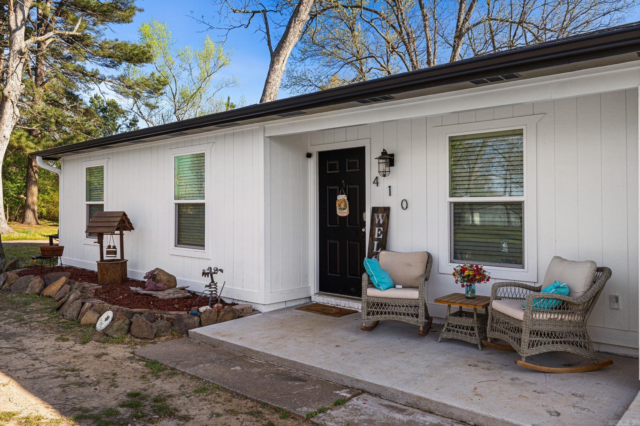 410 W Locust St  Cabot, AR