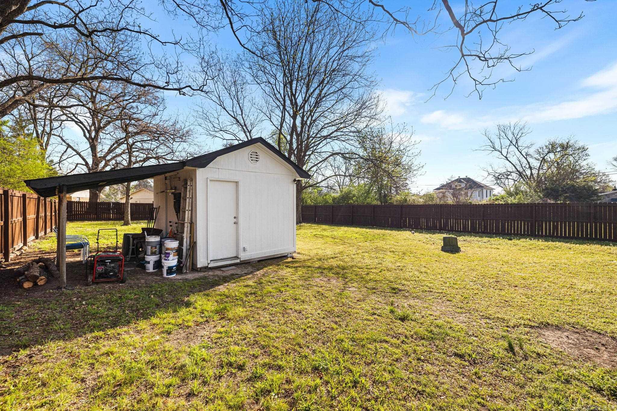 410 W Locust St  Cabot, AR