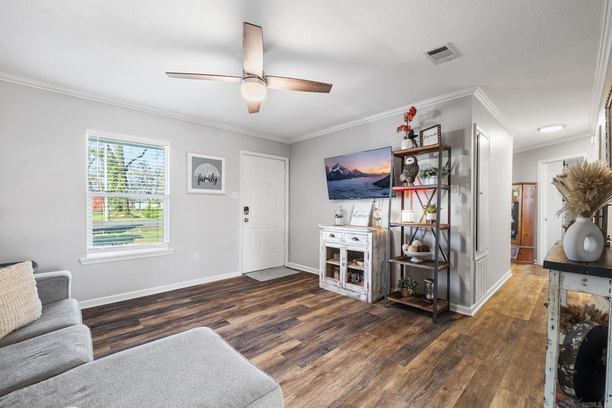 410 W Locust St  Cabot, AR