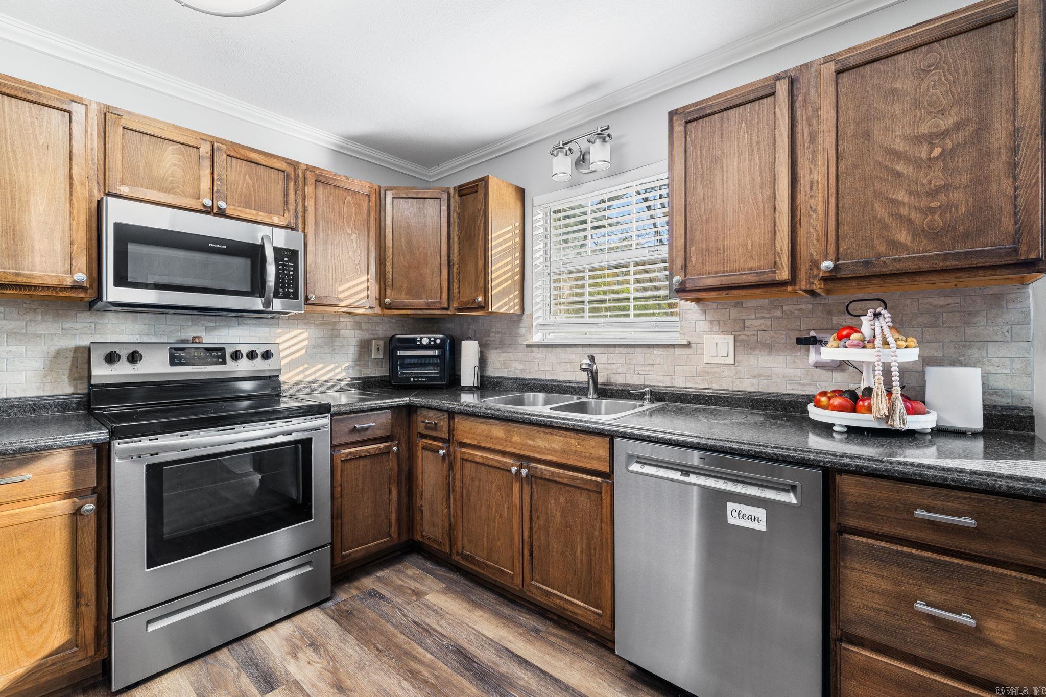 410 W Locust St  Cabot, AR