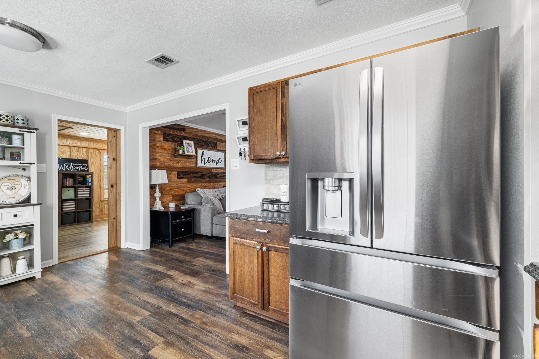 410 W Locust St  Cabot, AR