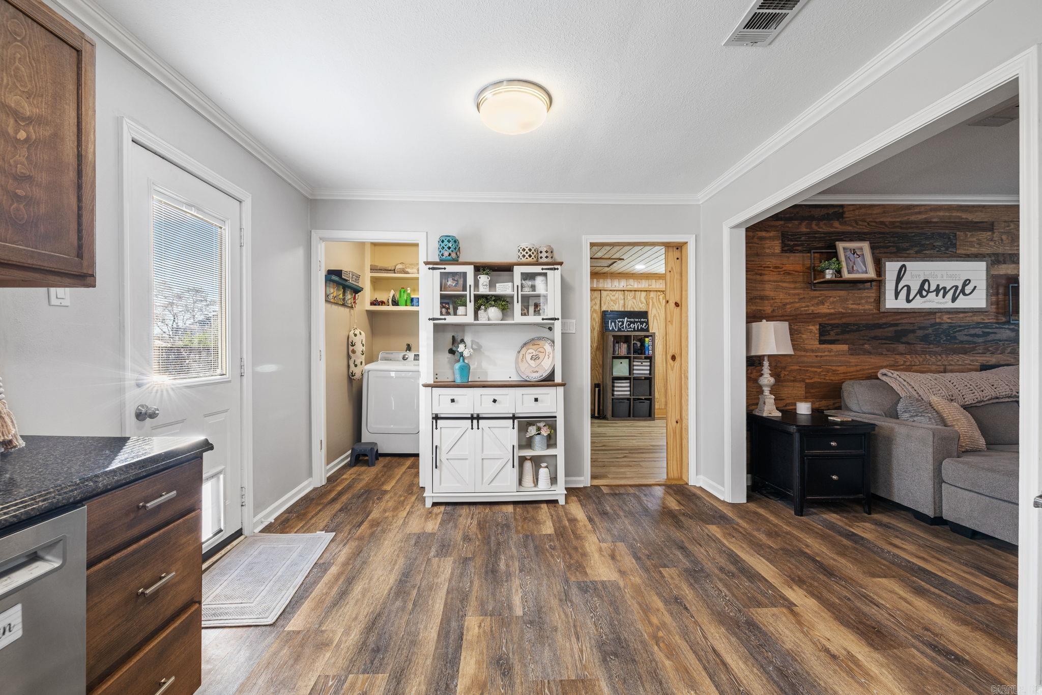 410 W Locust St  Cabot, AR