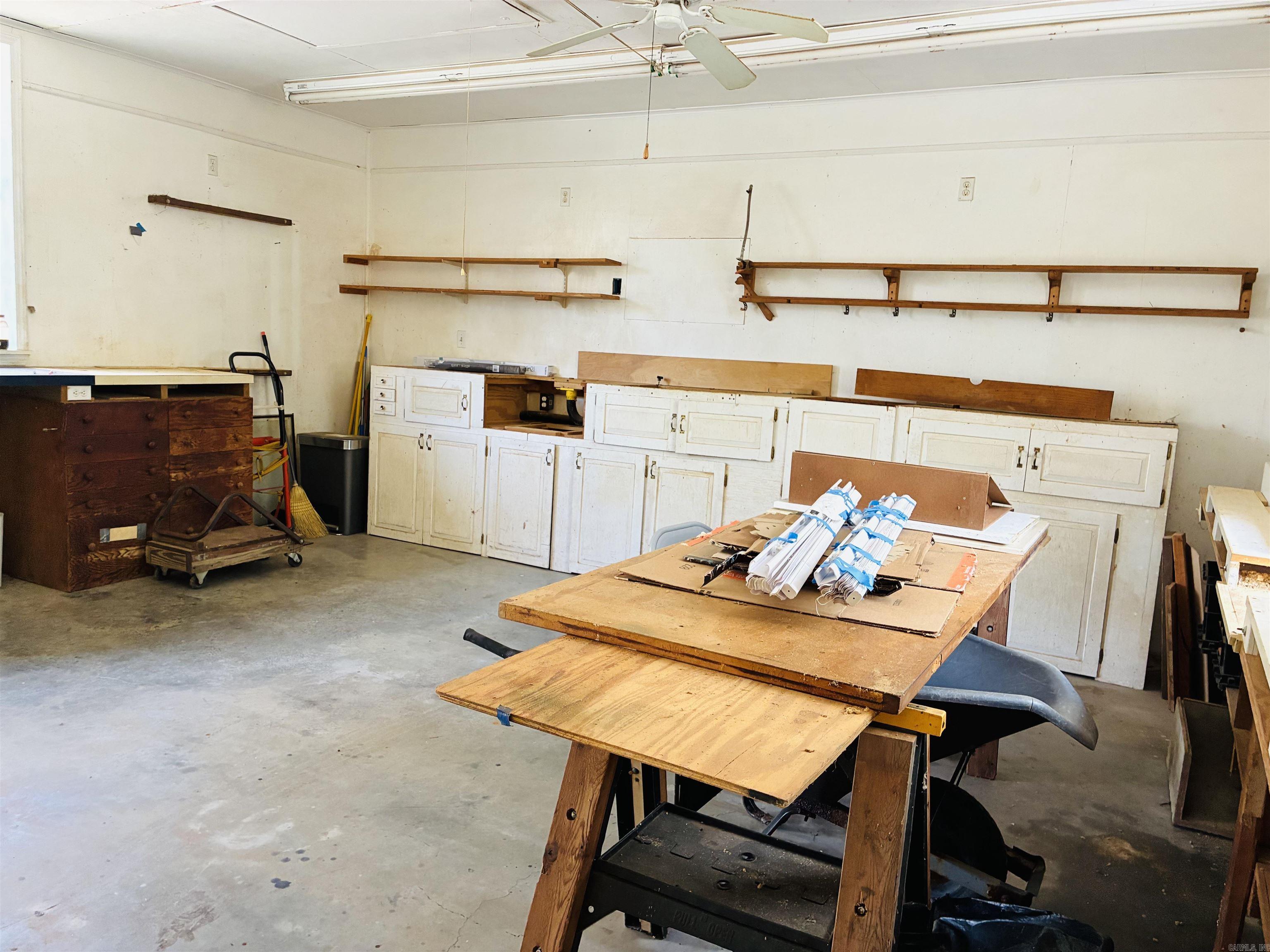 10111 Garrison  Little Rock, AR