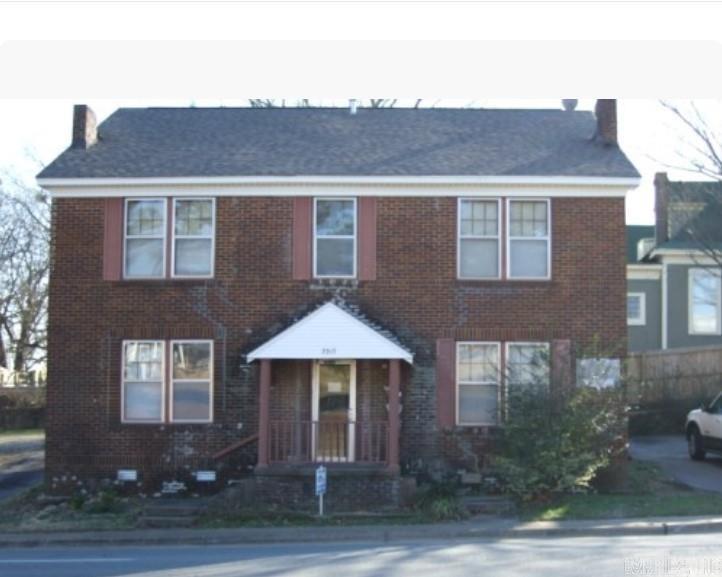 2317 W Markham  Little Rock, AR