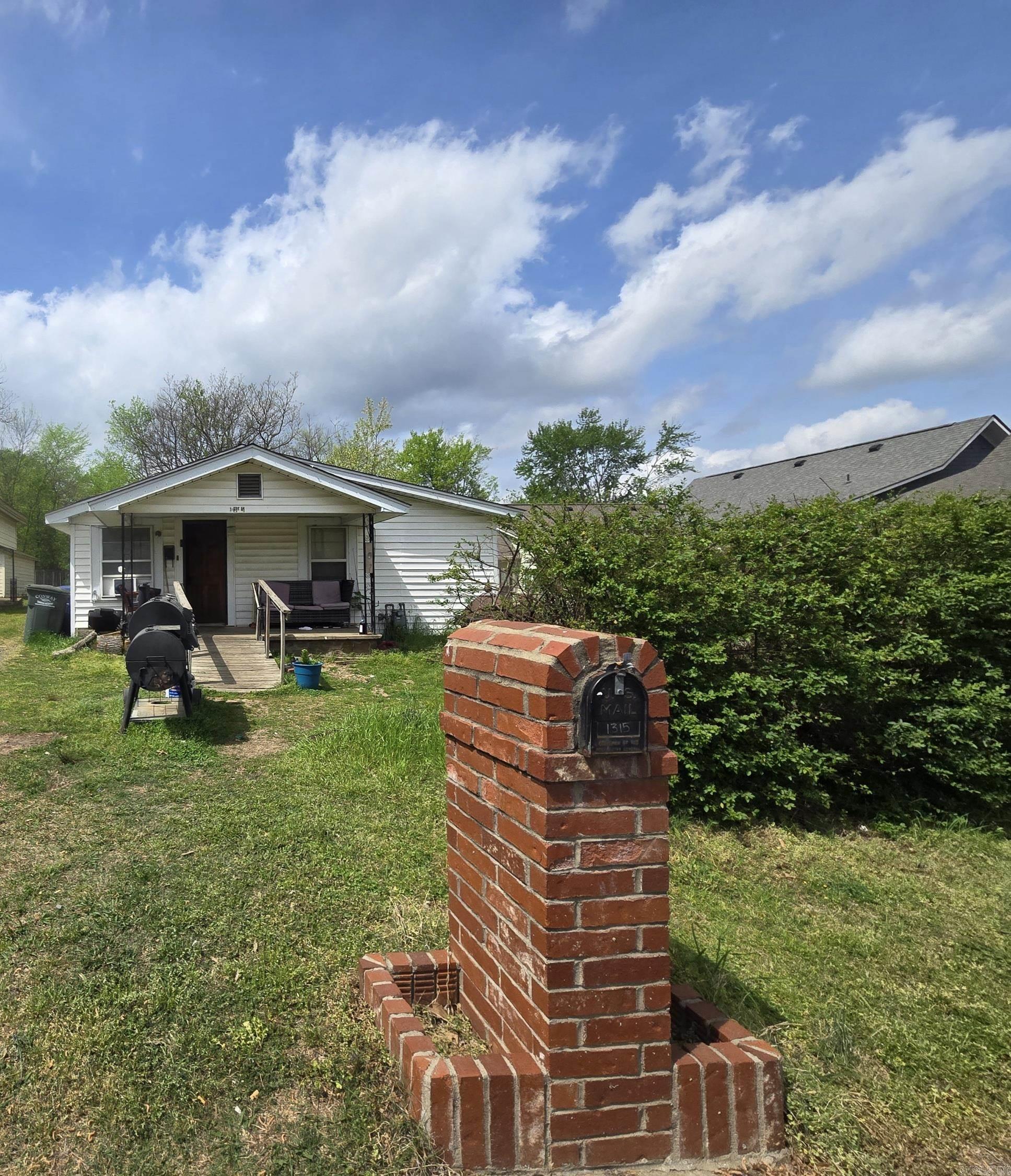 1315 Factory St  Conway, AR